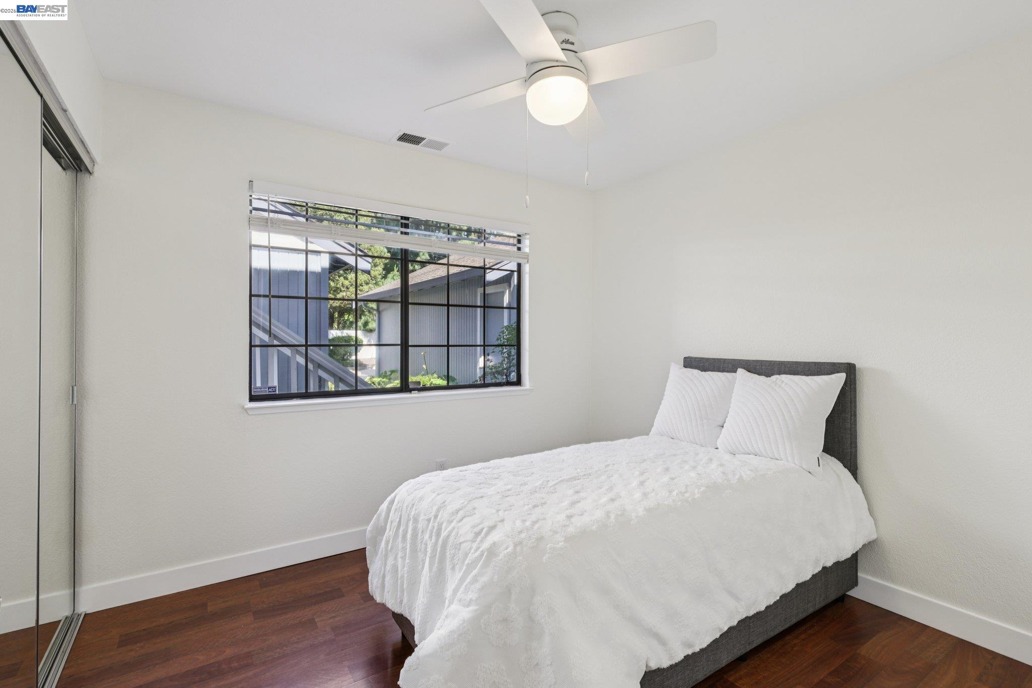 Photo #15: 41128307 Listing: Photo #15