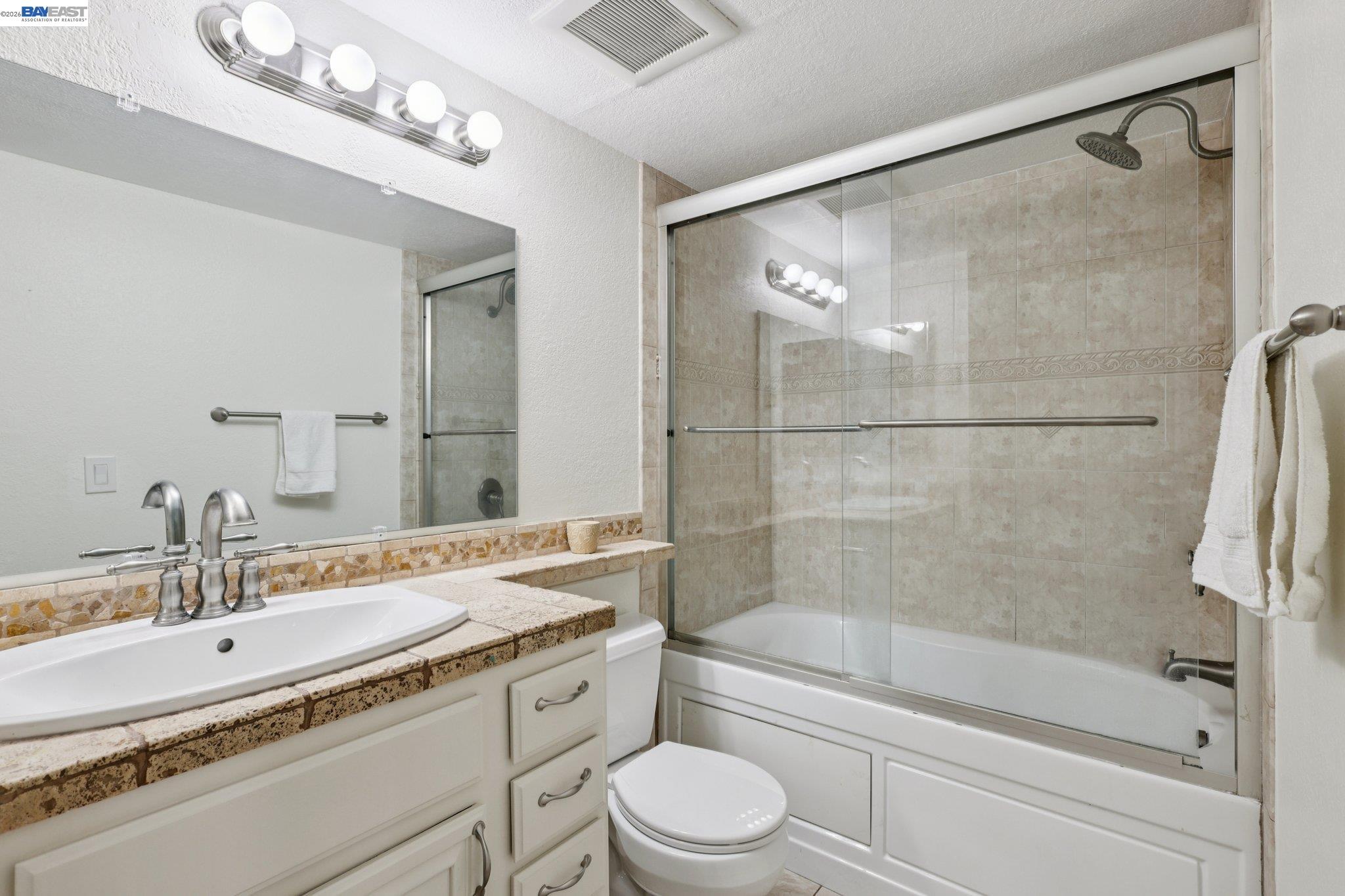 Photo #17: 41128307 Listing: Photo #17