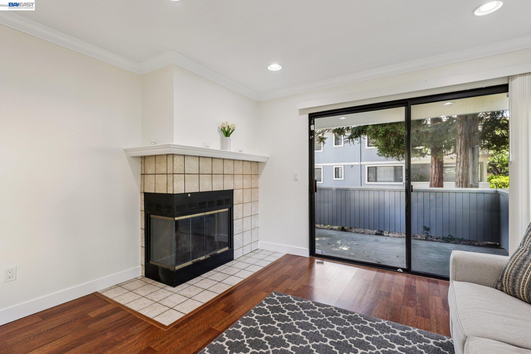 Photo #5: 41128307 Listing: Photo #5