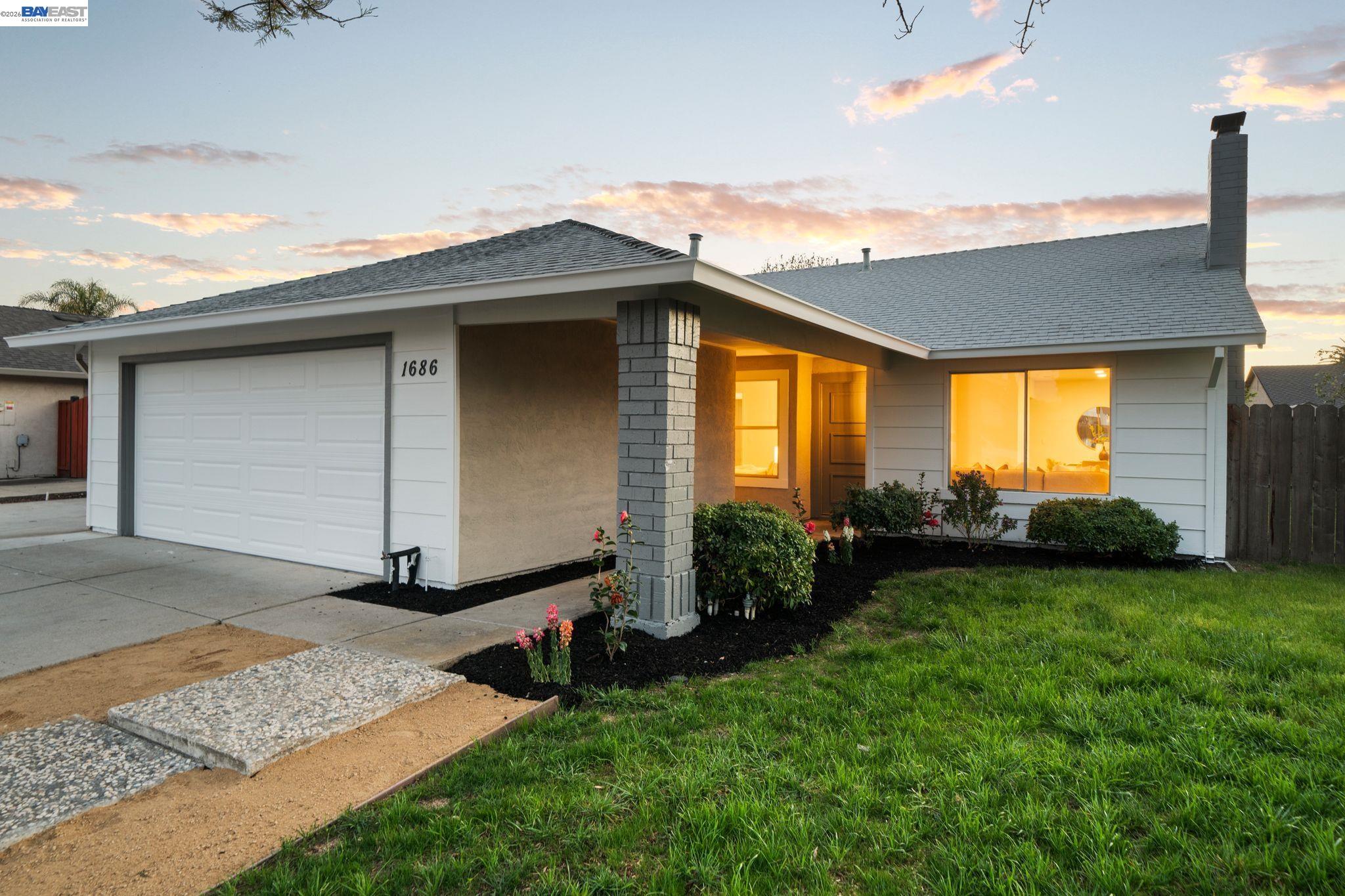 Detail Gallery Image 44 of 47 For 1686 Rhododendron Dr, Livermore,  CA 94551 - 4 Beds | 2 Baths