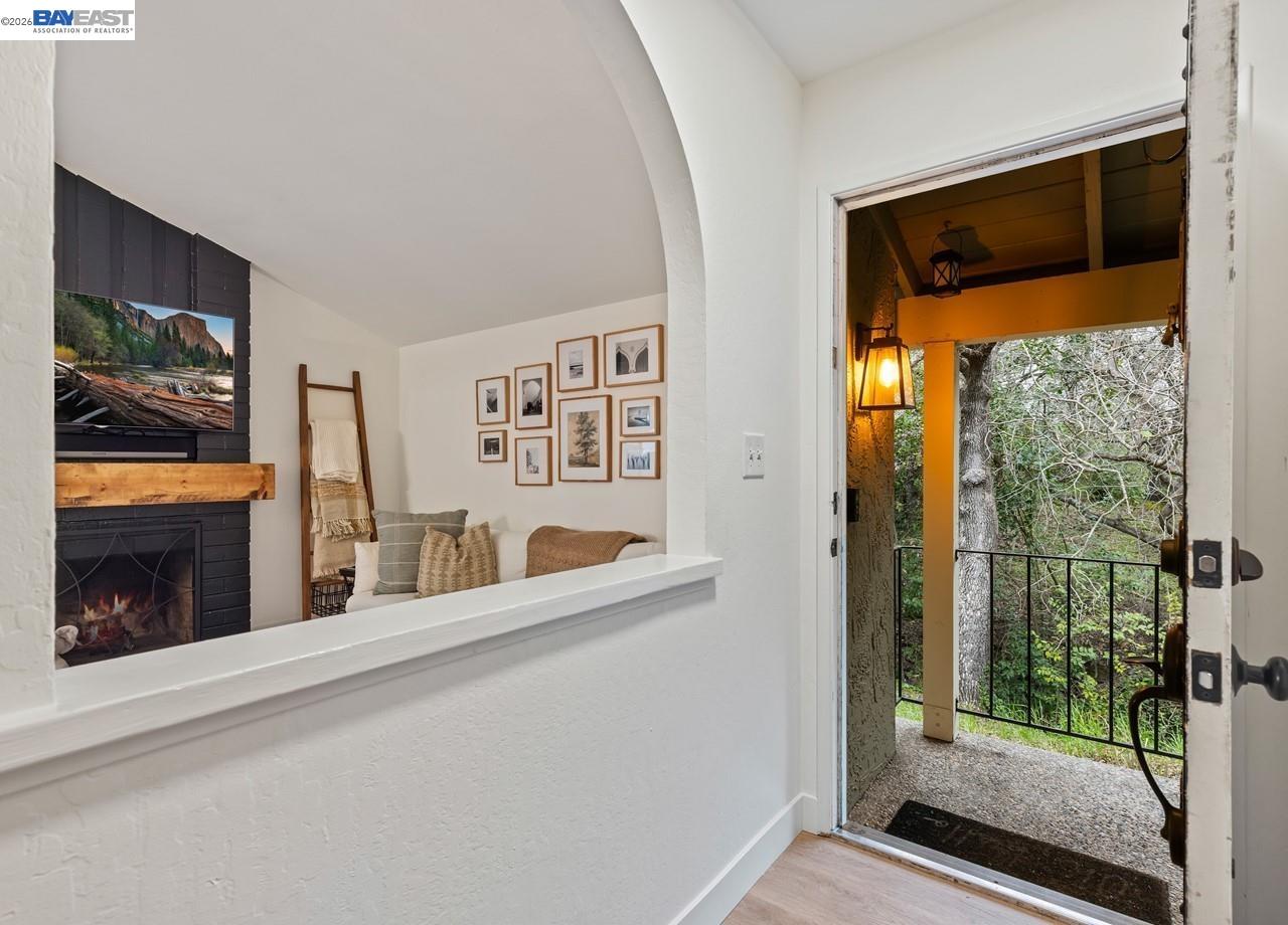 Photo #6: 41128312 Listing: Photo #6