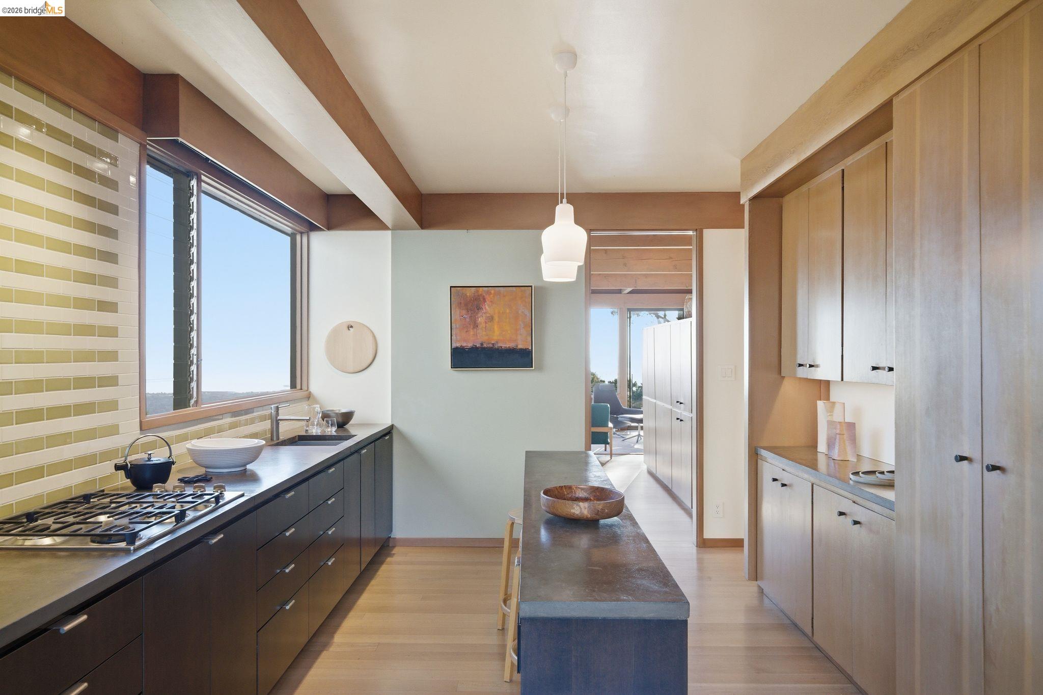 Detail Gallery Image 21 of 54 For 606 Grizzly Peak Boulevard, Berkeley,  CA 94708 - 4 Beds | 3 Baths