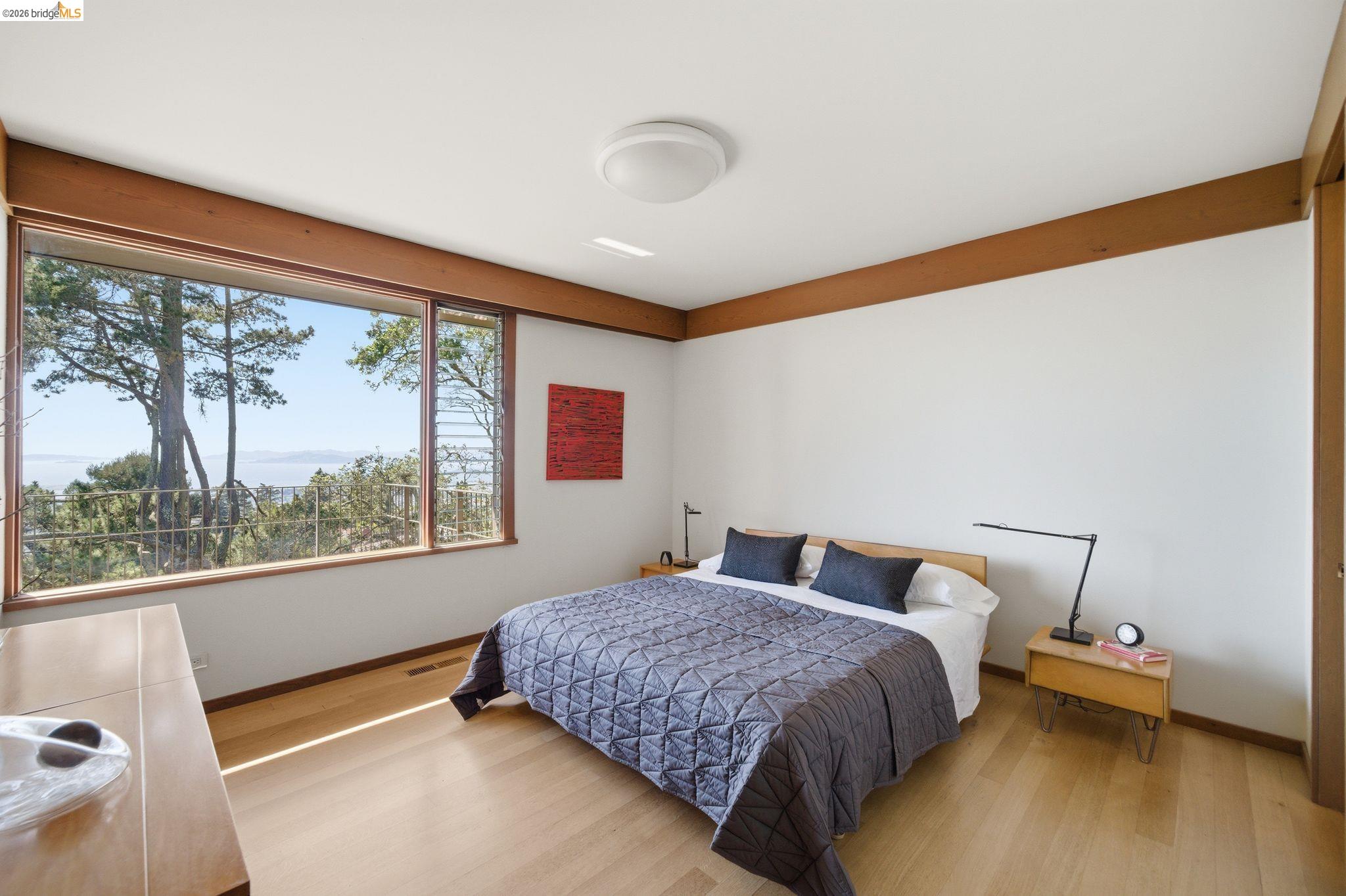 Detail Gallery Image 28 of 54 For 606 Grizzly Peak Boulevard, Berkeley,  CA 94708 - 4 Beds | 3 Baths