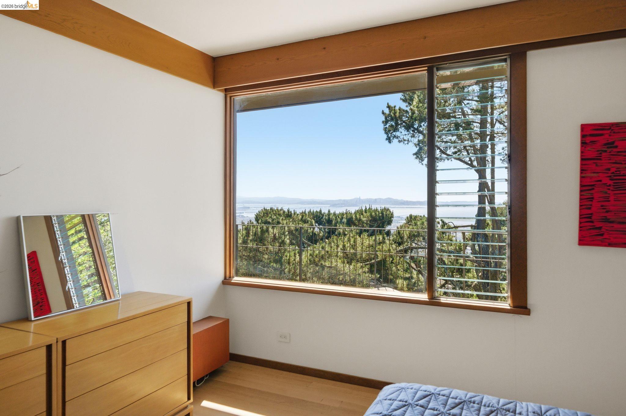 Detail Gallery Image 29 of 54 For 606 Grizzly Peak Boulevard, Berkeley,  CA 94708 - 4 Beds | 3 Baths