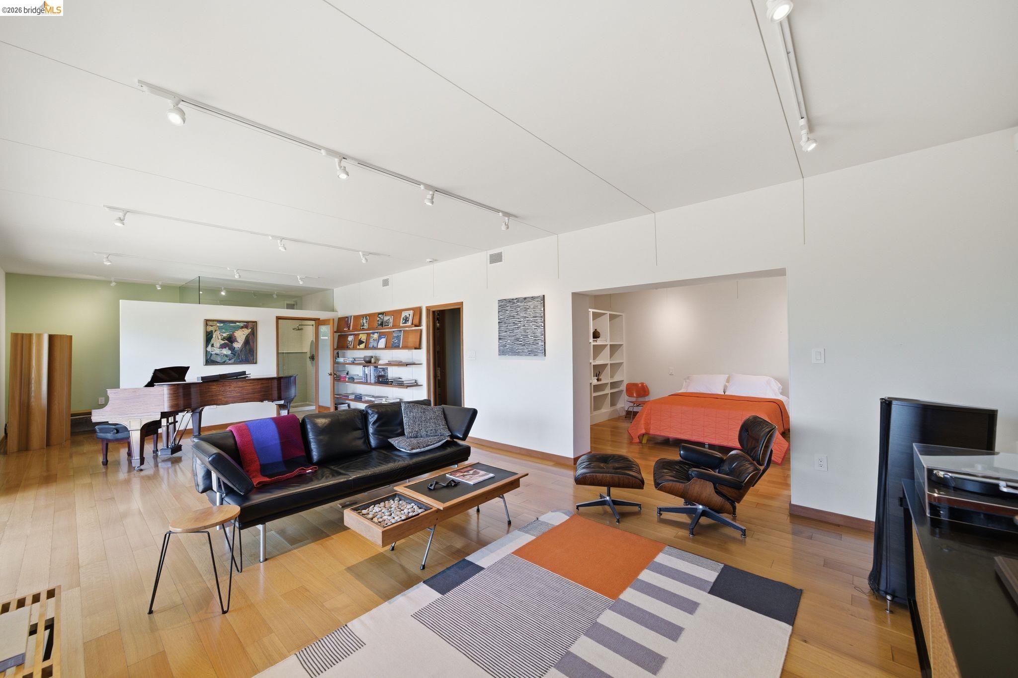 Detail Gallery Image 38 of 54 For 606 Grizzly Peak Boulevard, Berkeley,  CA 94708 - 4 Beds | 3 Baths