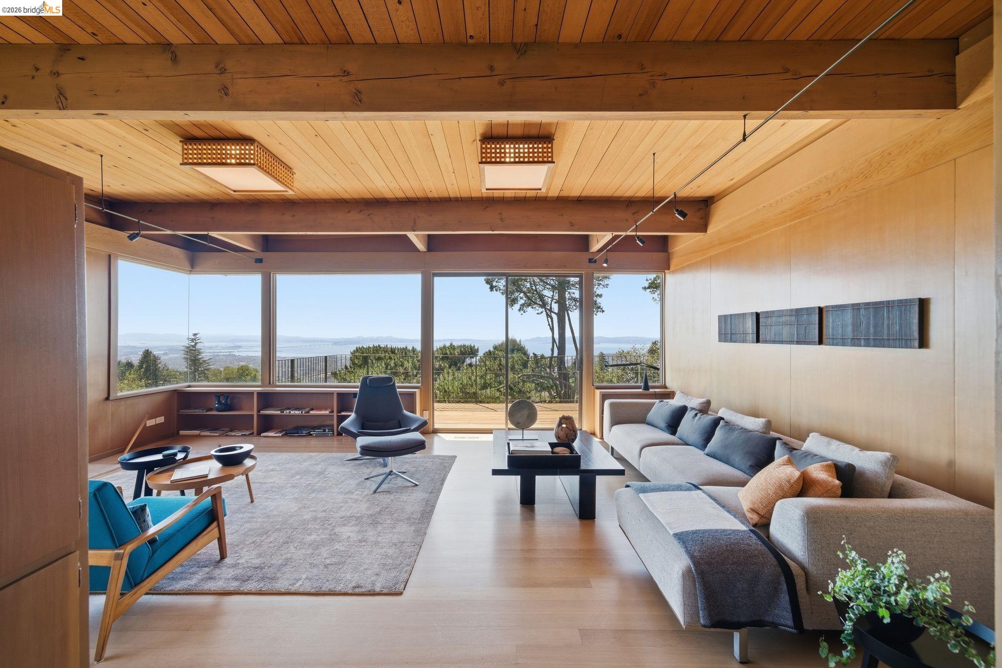 Detail Gallery Image 8 of 54 For 606 Grizzly Peak Boulevard, Berkeley,  CA 94708 - 4 Beds | 3 Baths