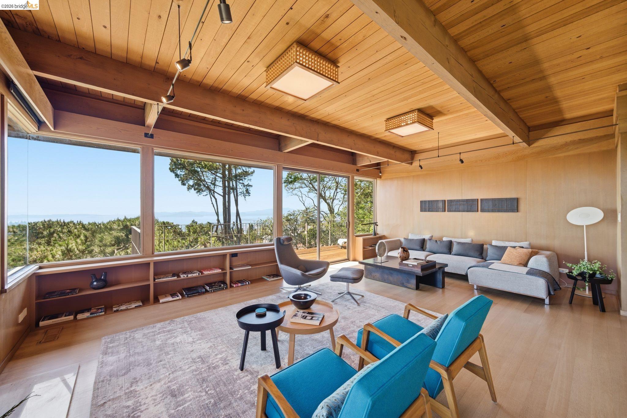 Detail Gallery Image 9 of 54 For 606 Grizzly Peak Boulevard, Berkeley,  CA 94708 - 4 Beds | 3 Baths