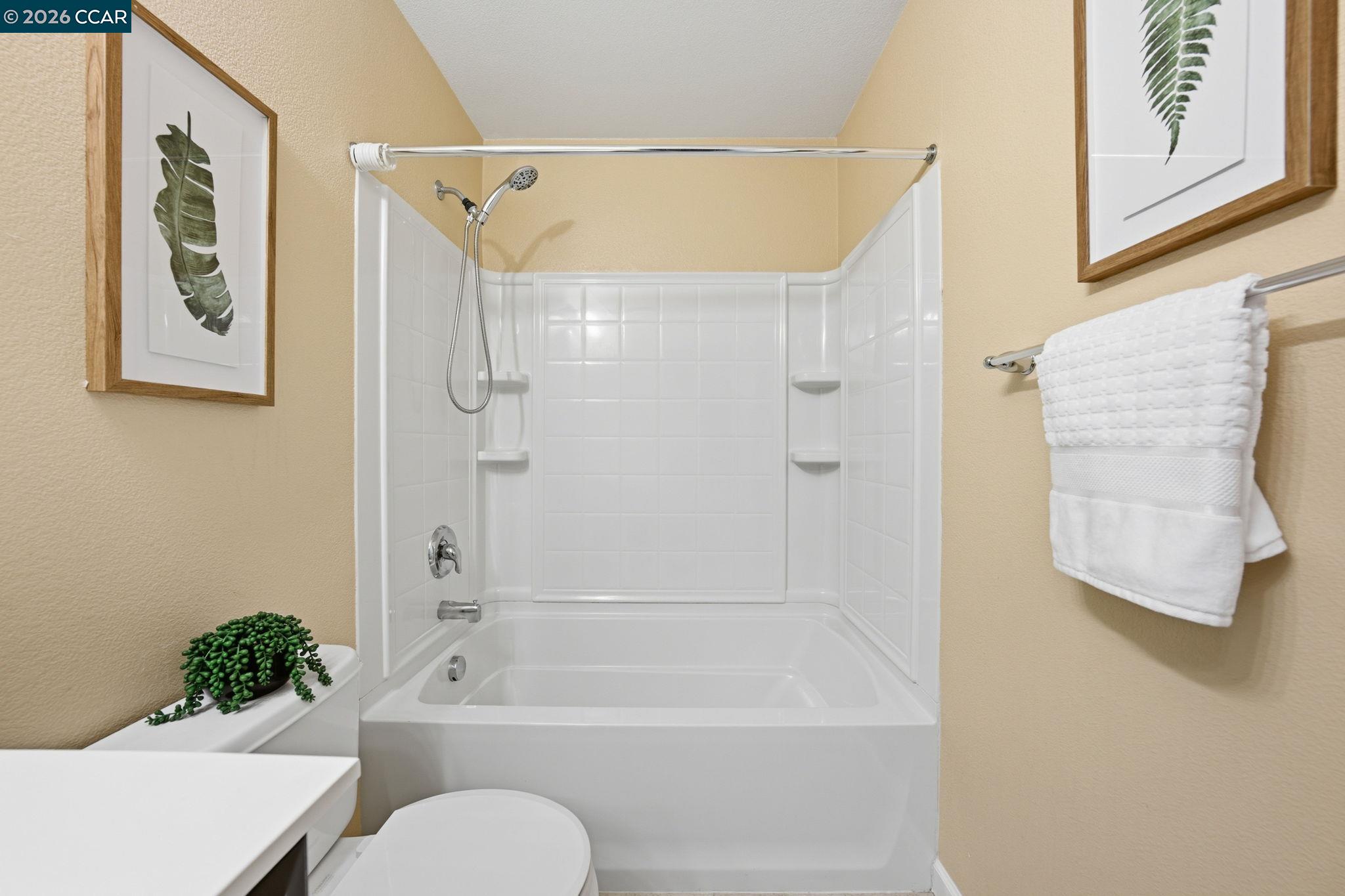 Photo #37: 41128318 Listing: Photo #37