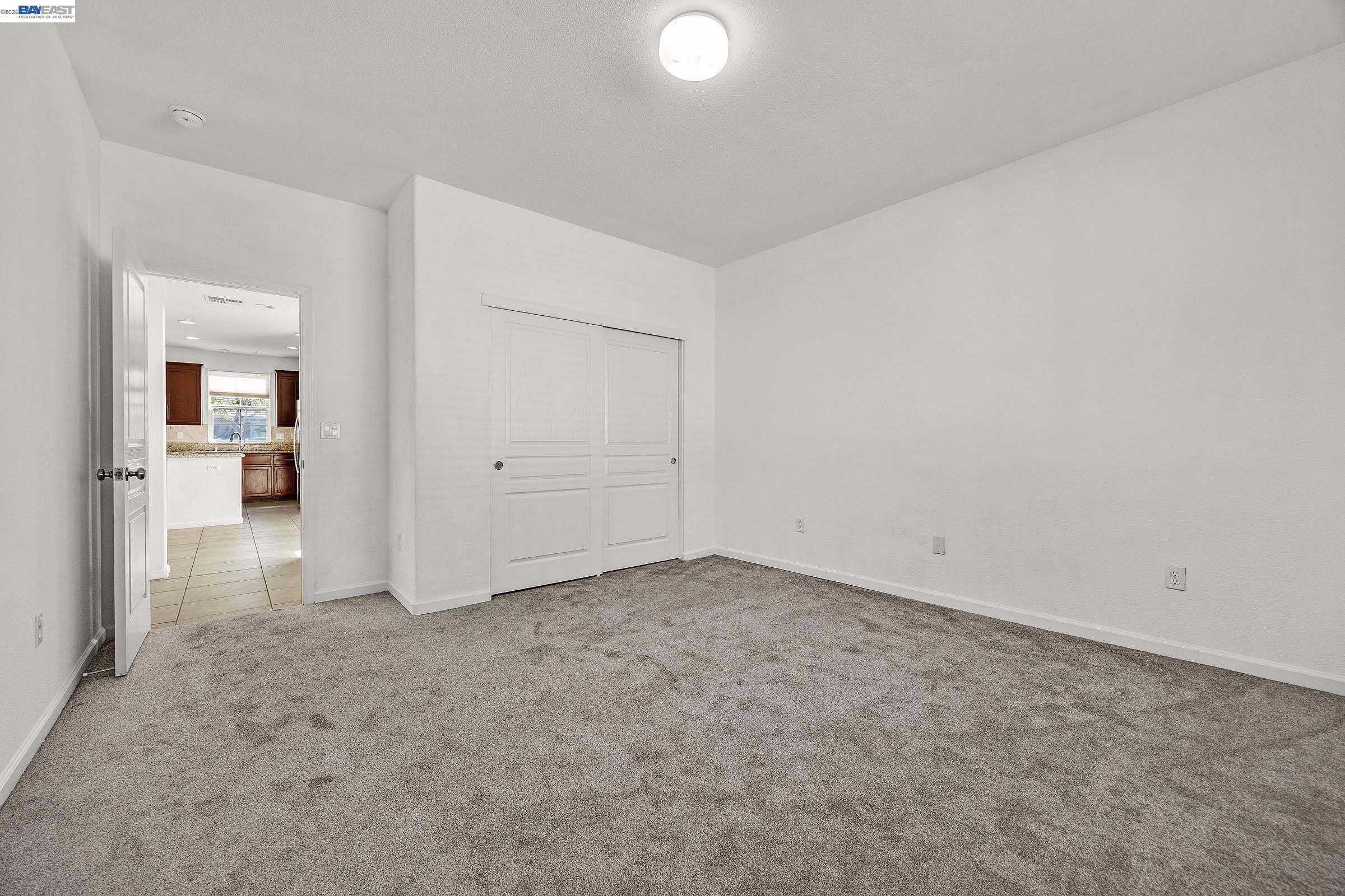 Detail Gallery Image 17 of 52 For 576 Herb White Way, Pittsburg,  CA 94565 - 4 Beds | 3 Baths