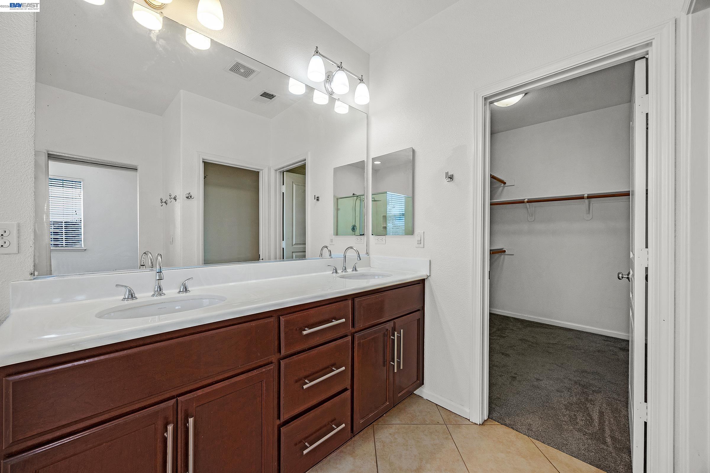 Detail Gallery Image 35 of 52 For 576 Herb White Way, Pittsburg,  CA 94565 - 4 Beds | 3 Baths