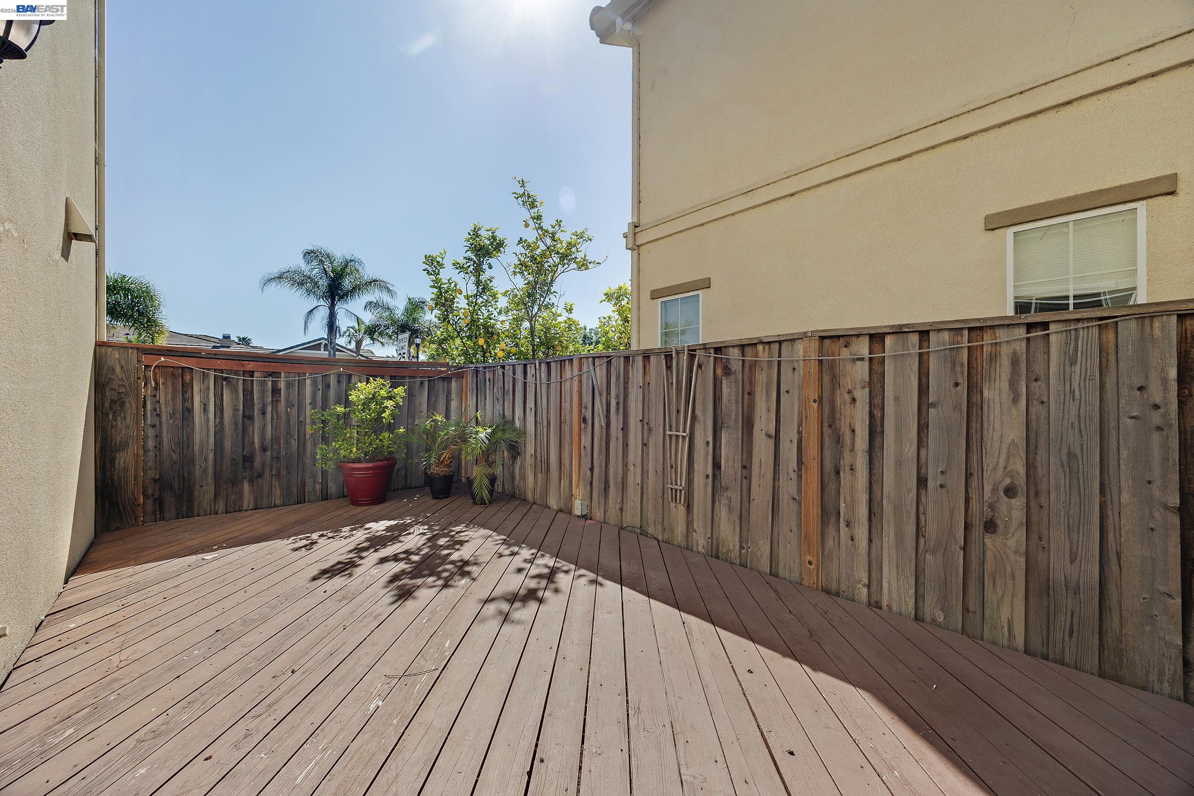 Detail Gallery Image 38 of 52 For 576 Herb White Way, Pittsburg,  CA 94565 - 4 Beds | 3 Baths