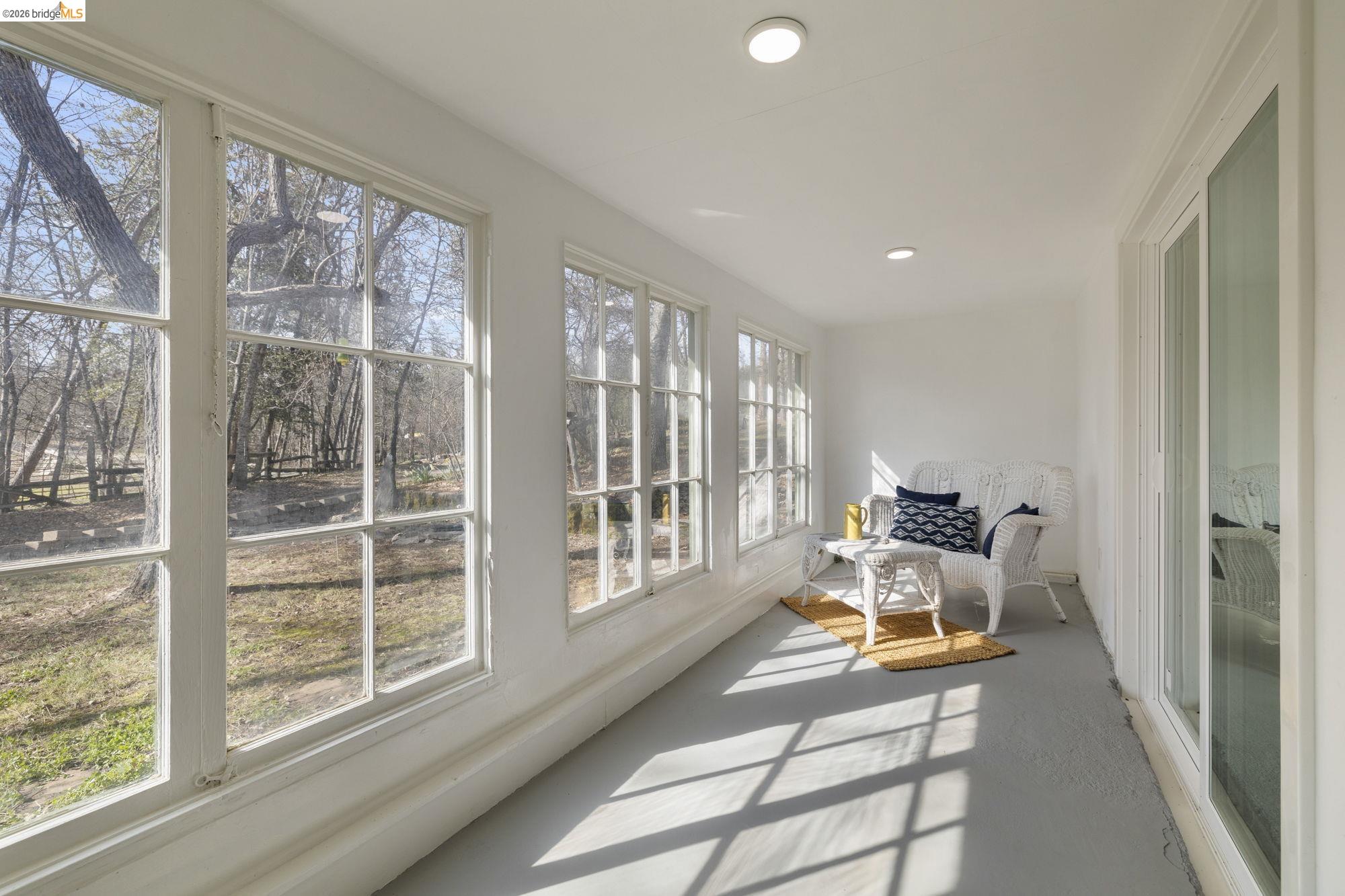 Detail Gallery Image 16 of 41 For 9721 Manzanita Way, Coulterville,  CA 95311 - 3 Beds | 2 Baths