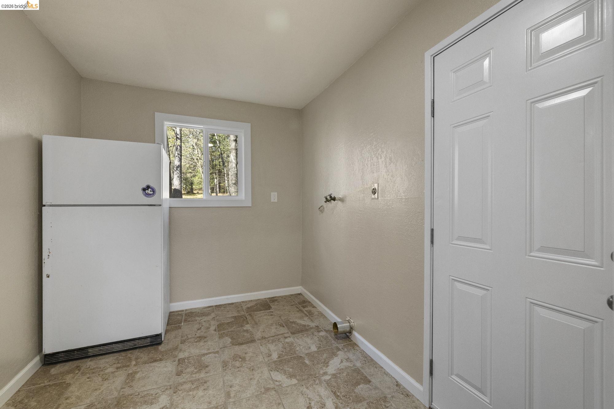 Detail Gallery Image 21 of 41 For 9721 Manzanita Way, Coulterville,  CA 95311 - 3 Beds | 2 Baths