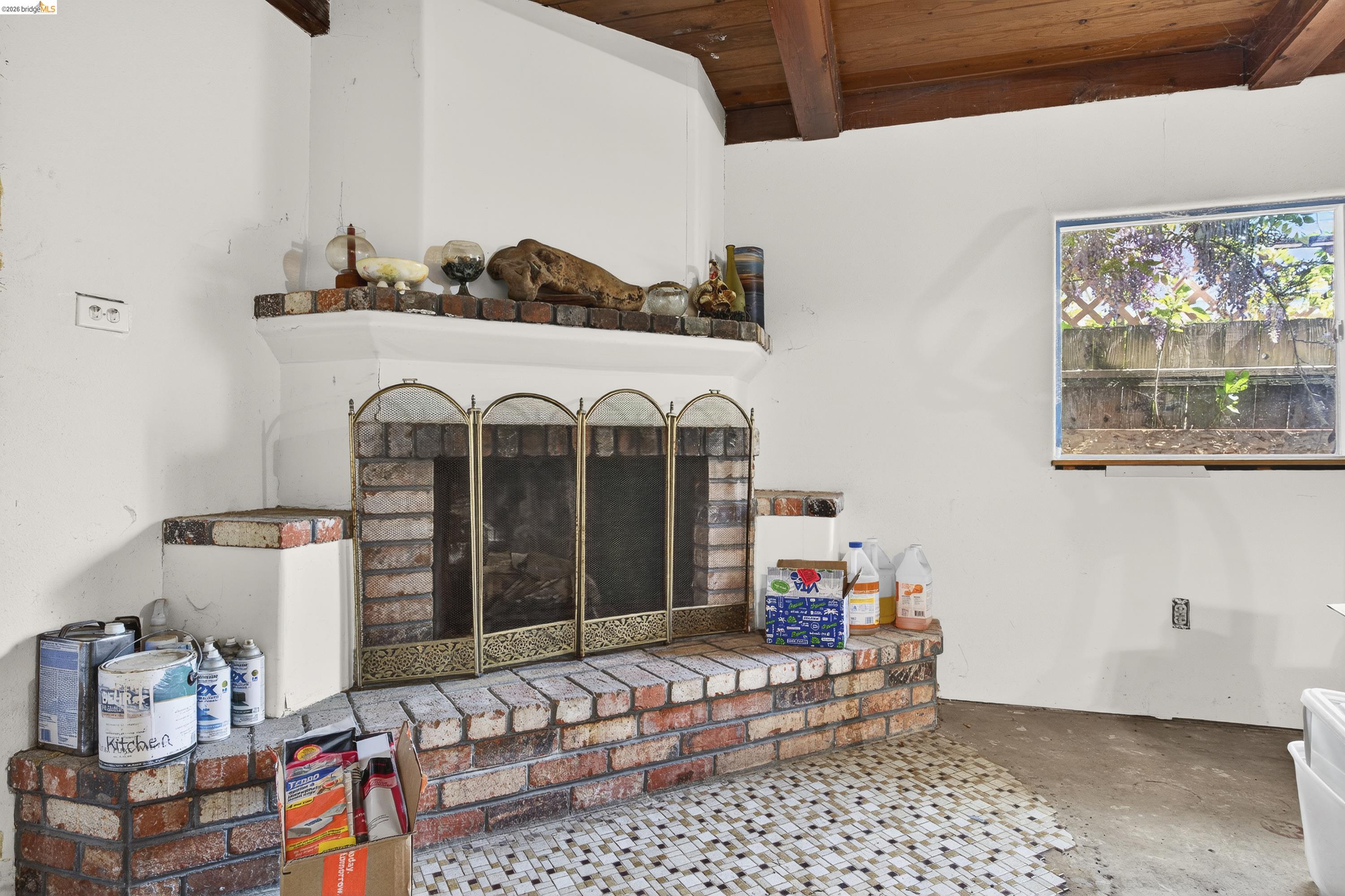 Detail Gallery Image 21 of 58 For 1050 Sierra Ave, Martinez,  CA 94553 - 3 Beds | 2 Baths