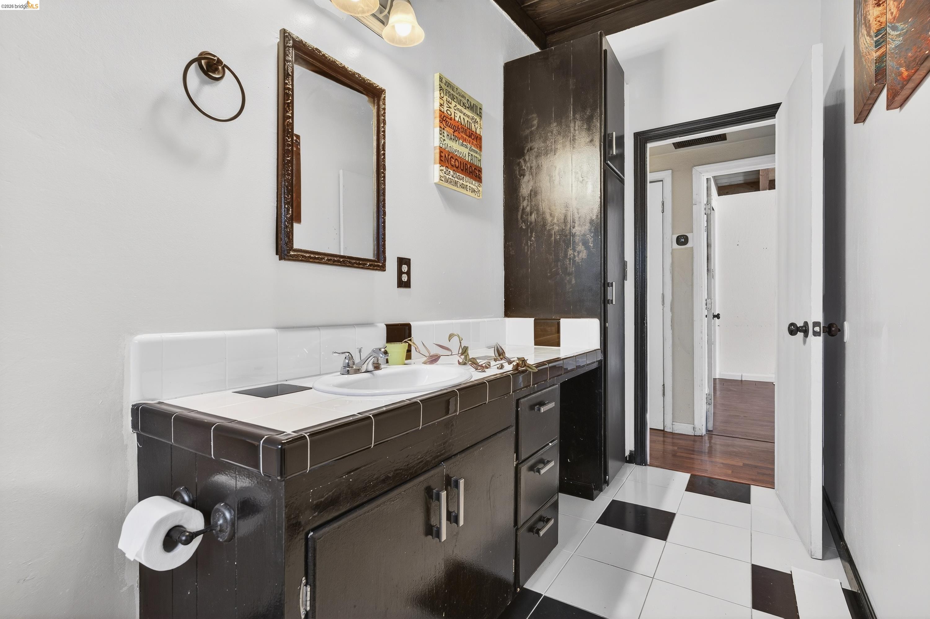 Detail Gallery Image 30 of 58 For 1050 Sierra Ave, Martinez,  CA 94553 - 3 Beds | 2 Baths