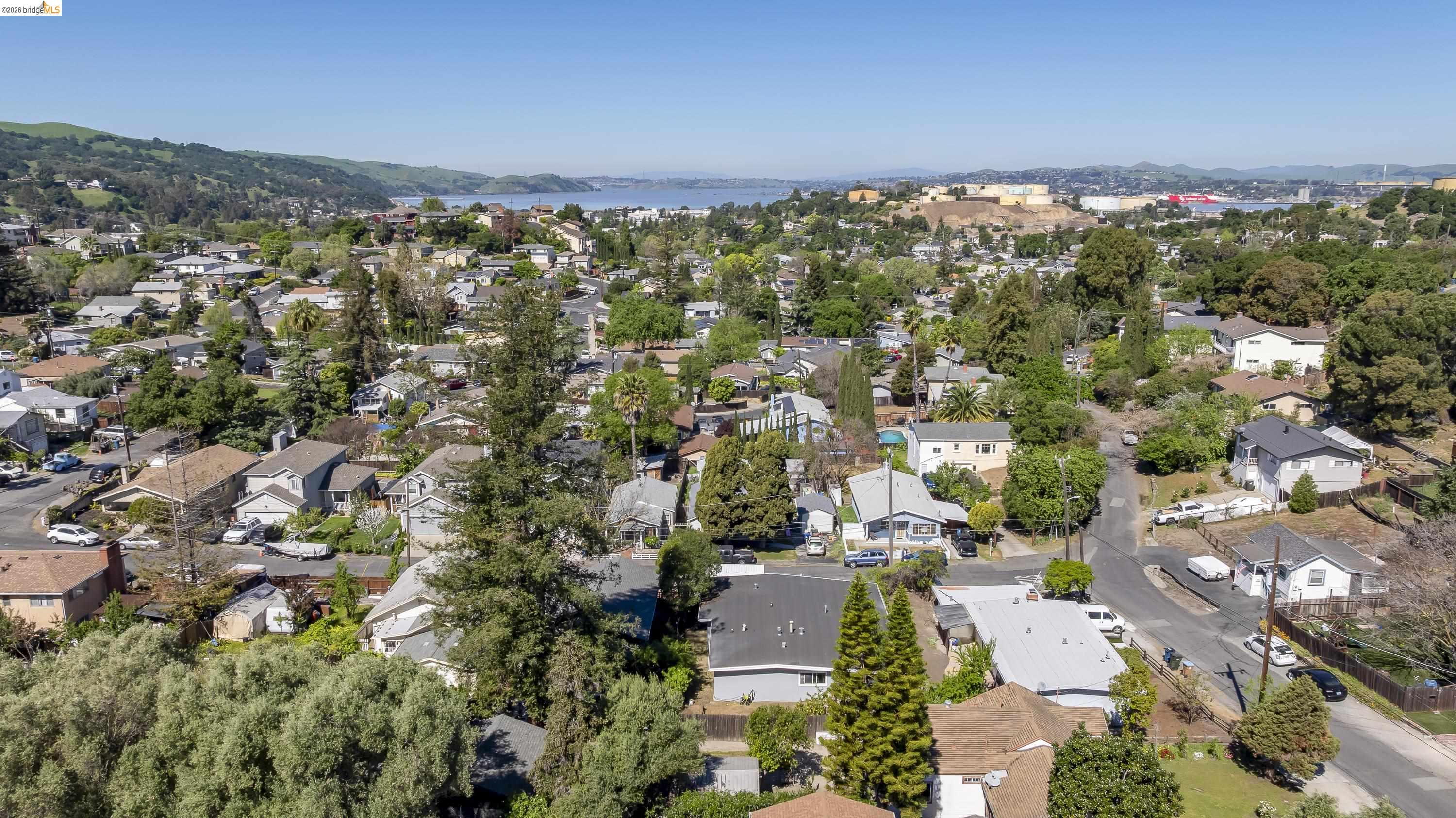 Detail Gallery Image 55 of 58 For 1050 Sierra Ave, Martinez,  CA 94553 - 3 Beds | 2 Baths