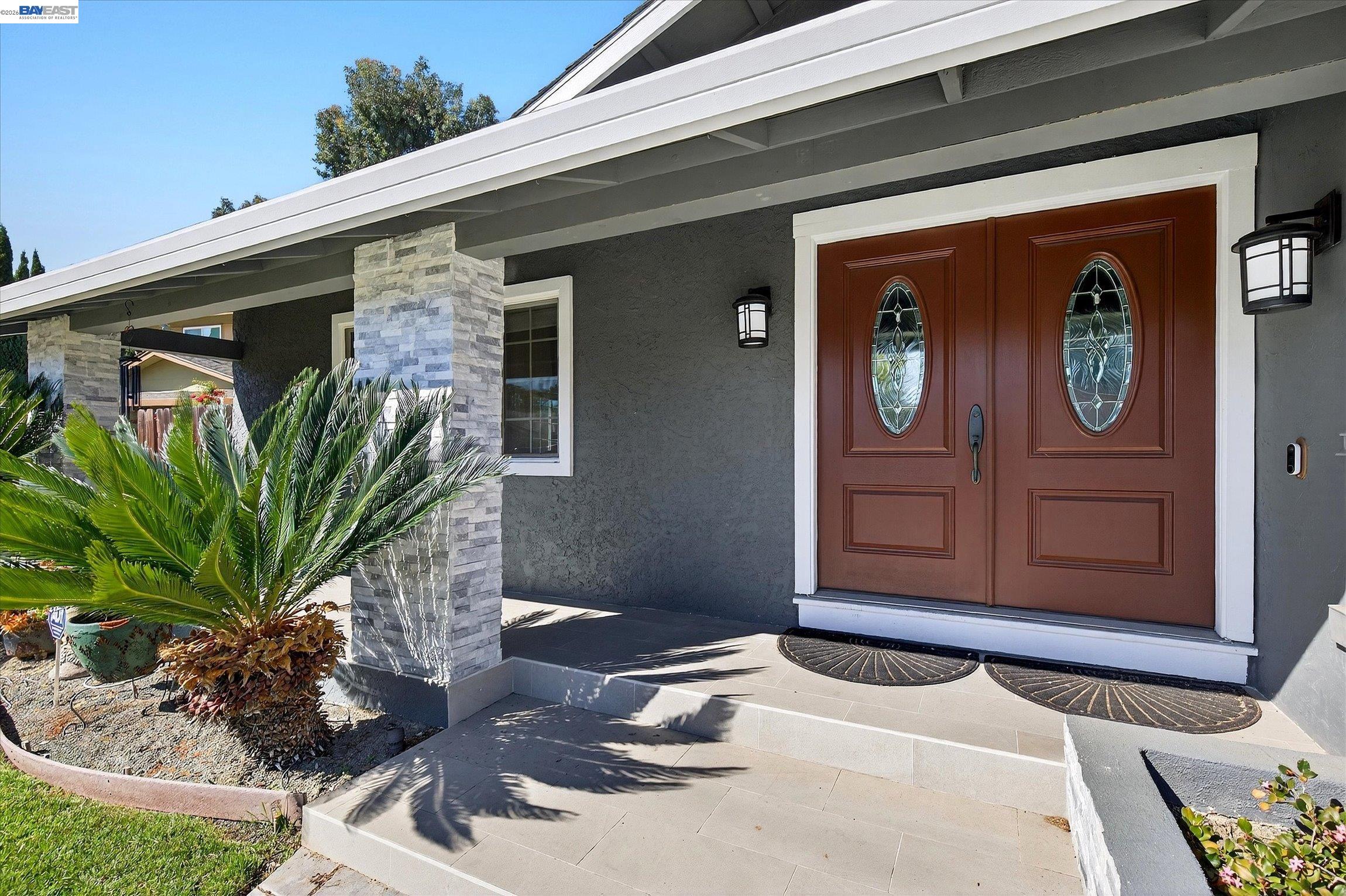 Detail Gallery Image 3 of 42 For 1223 Aberdeen Ave, Livermore,  CA 94550 - 4 Beds | 2 Baths