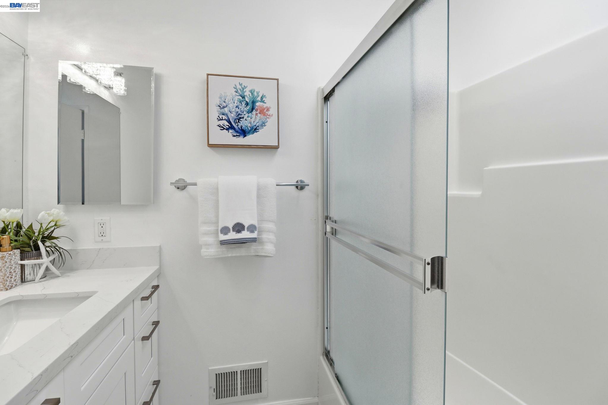 Detail Gallery Image 25 of 36 For 2485 Wexford Ave, South San Francisco,  CA 94080 - 4 Beds | 2/1 Baths