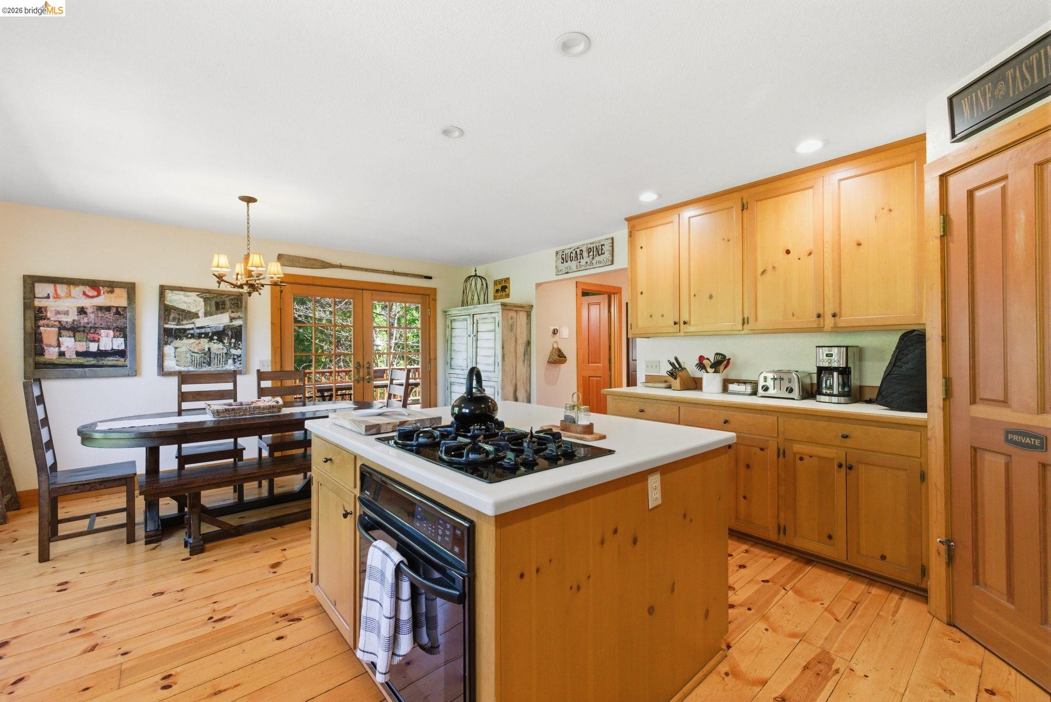 Detail Gallery Image 15 of 50 For 23820 Pine Lake Dr, Twain Harte,  CA 95383 - 4 Beds | 2/1 Baths