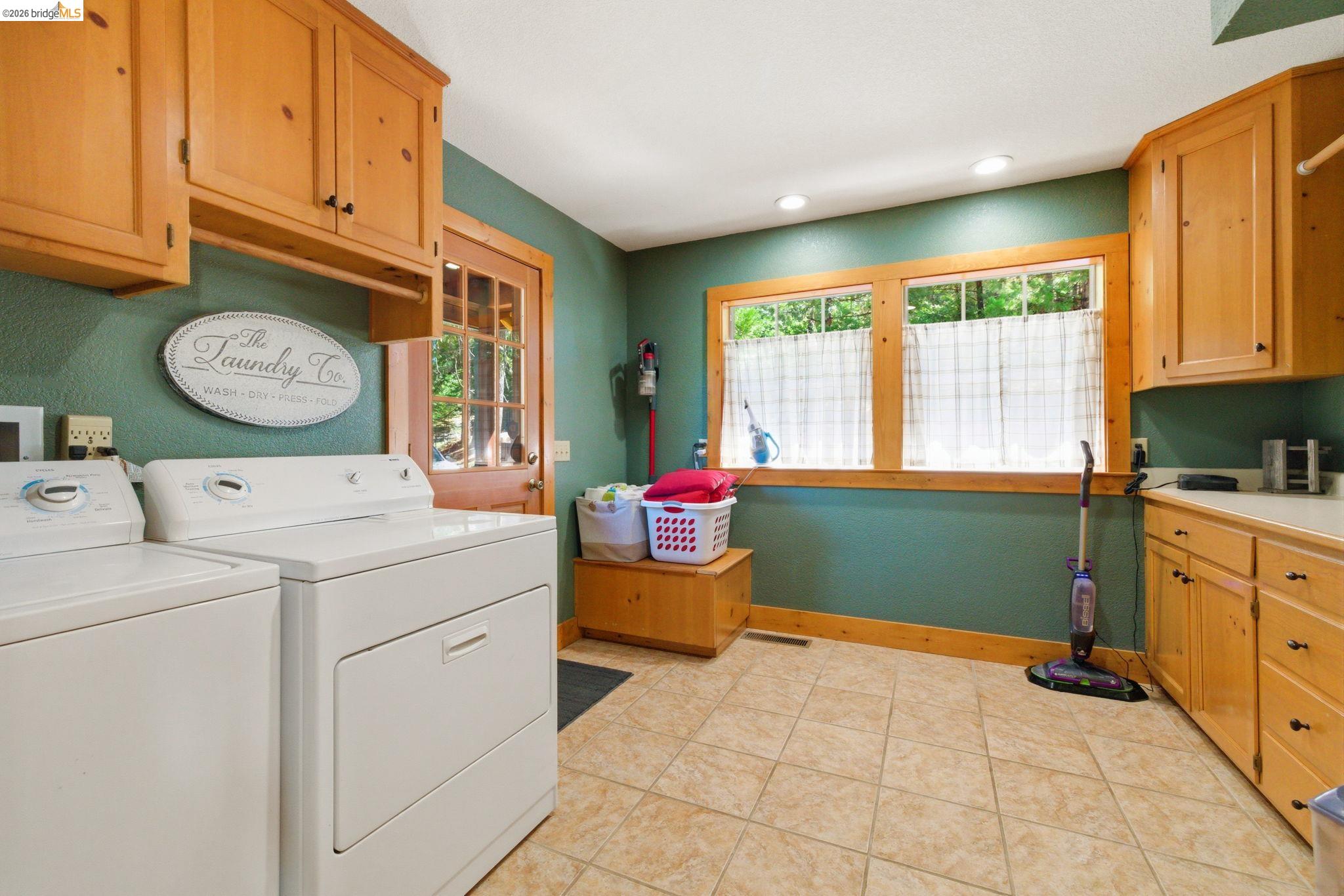 Detail Gallery Image 25 of 50 For 23820 Pine Lake Dr, Twain Harte,  CA 95383 - 4 Beds | 2/1 Baths