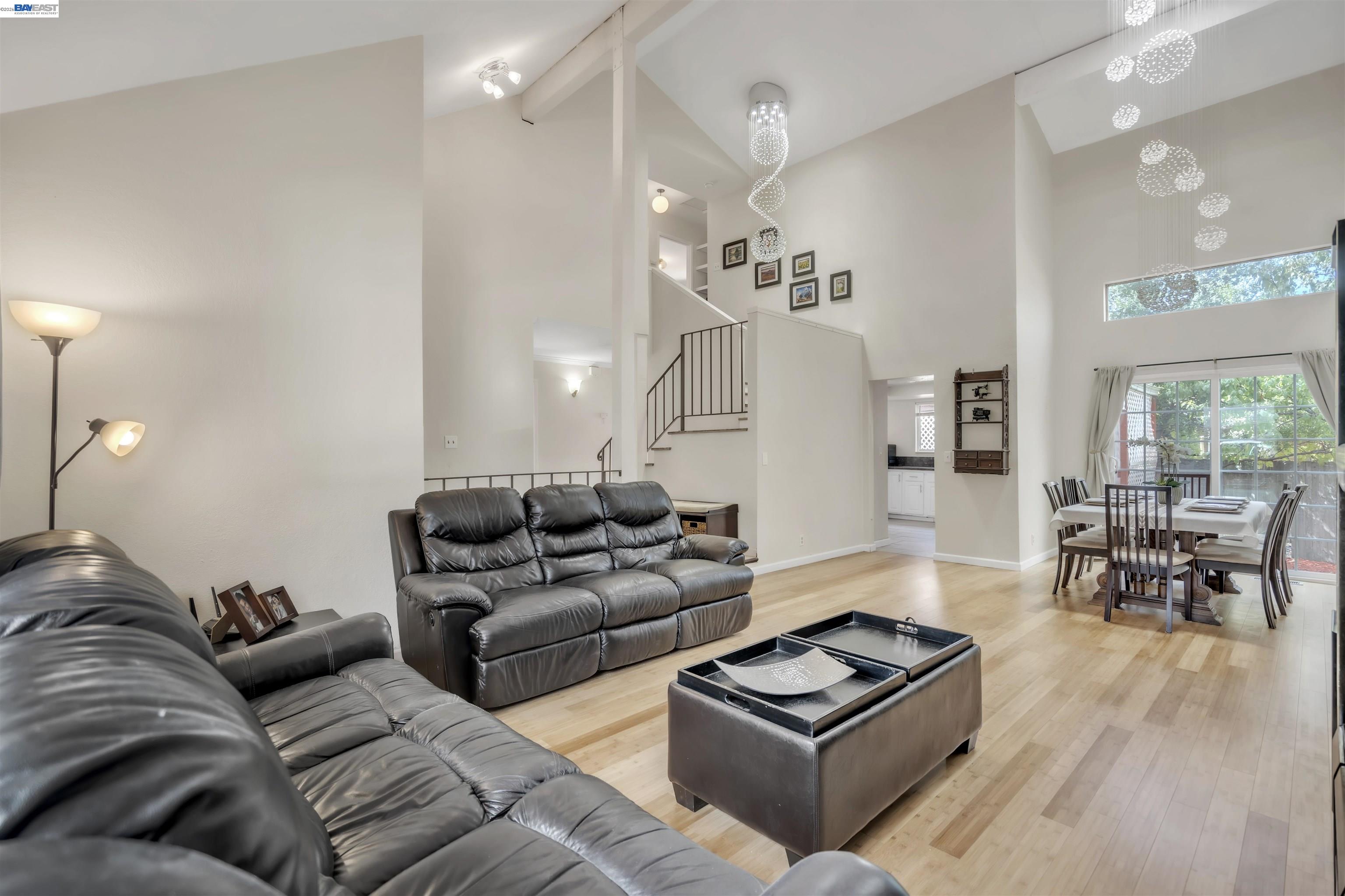 Front Image Thumbnail for BE41128327