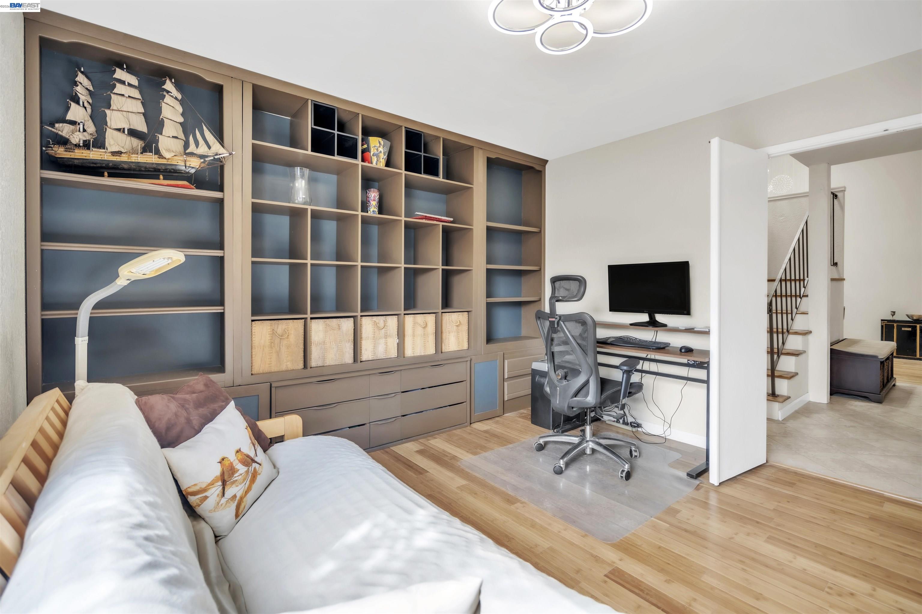 Detail Gallery Image 13 of 44 For 2380 Cabrillo Dr, Hayward,  CA 94545 - 4 Beds | 2/1 Baths