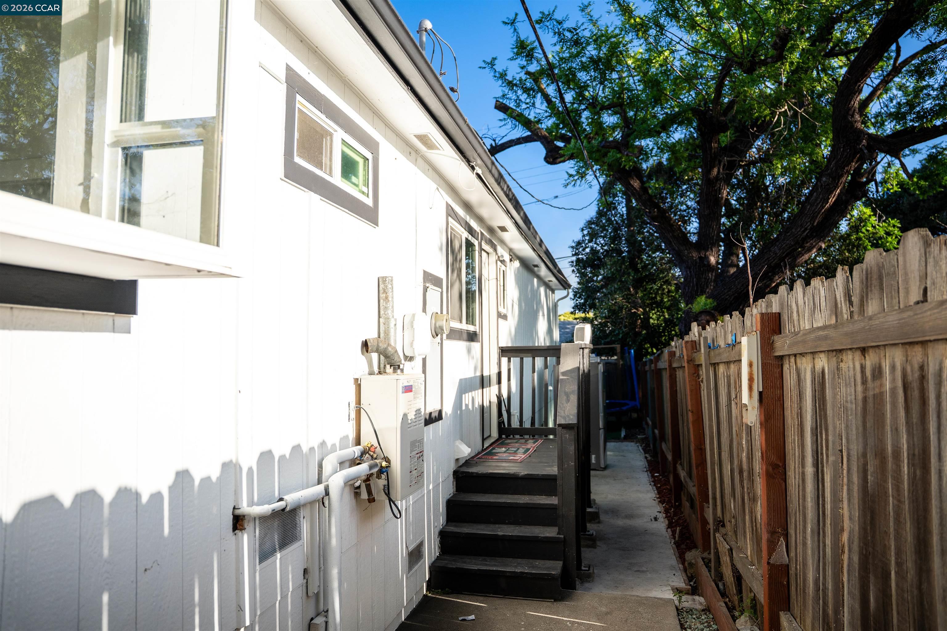 Detail Gallery Image 35 of 40 For 348 Valle Vista Ave, Vallejo,  CA 94590 - 3 Beds | 2 Baths