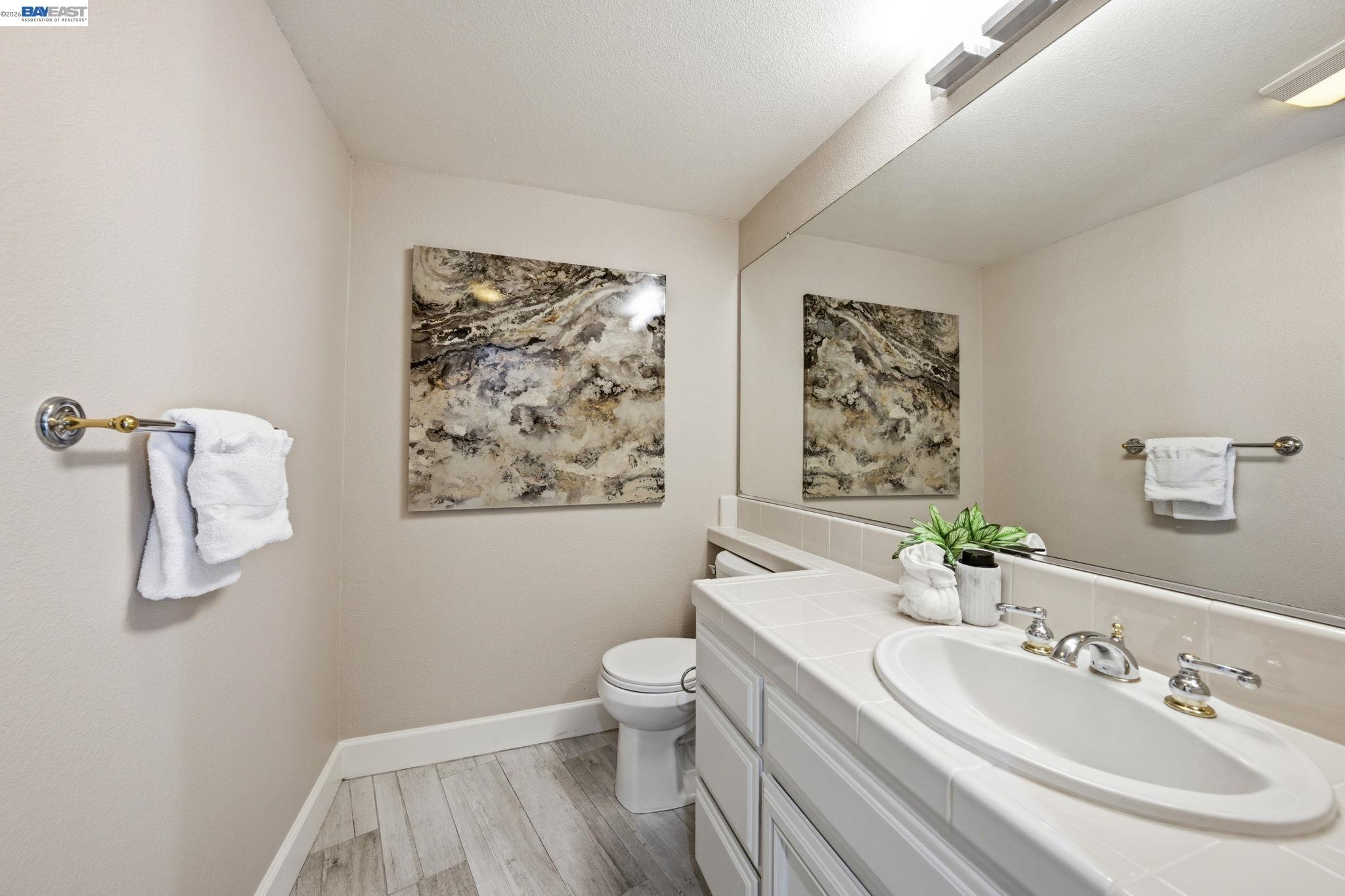 Detail Gallery Image 30 of 60 For 6031 Hedgecrest Cir, San Ramon,  CA 94582 - 4 Beds | 3 Baths