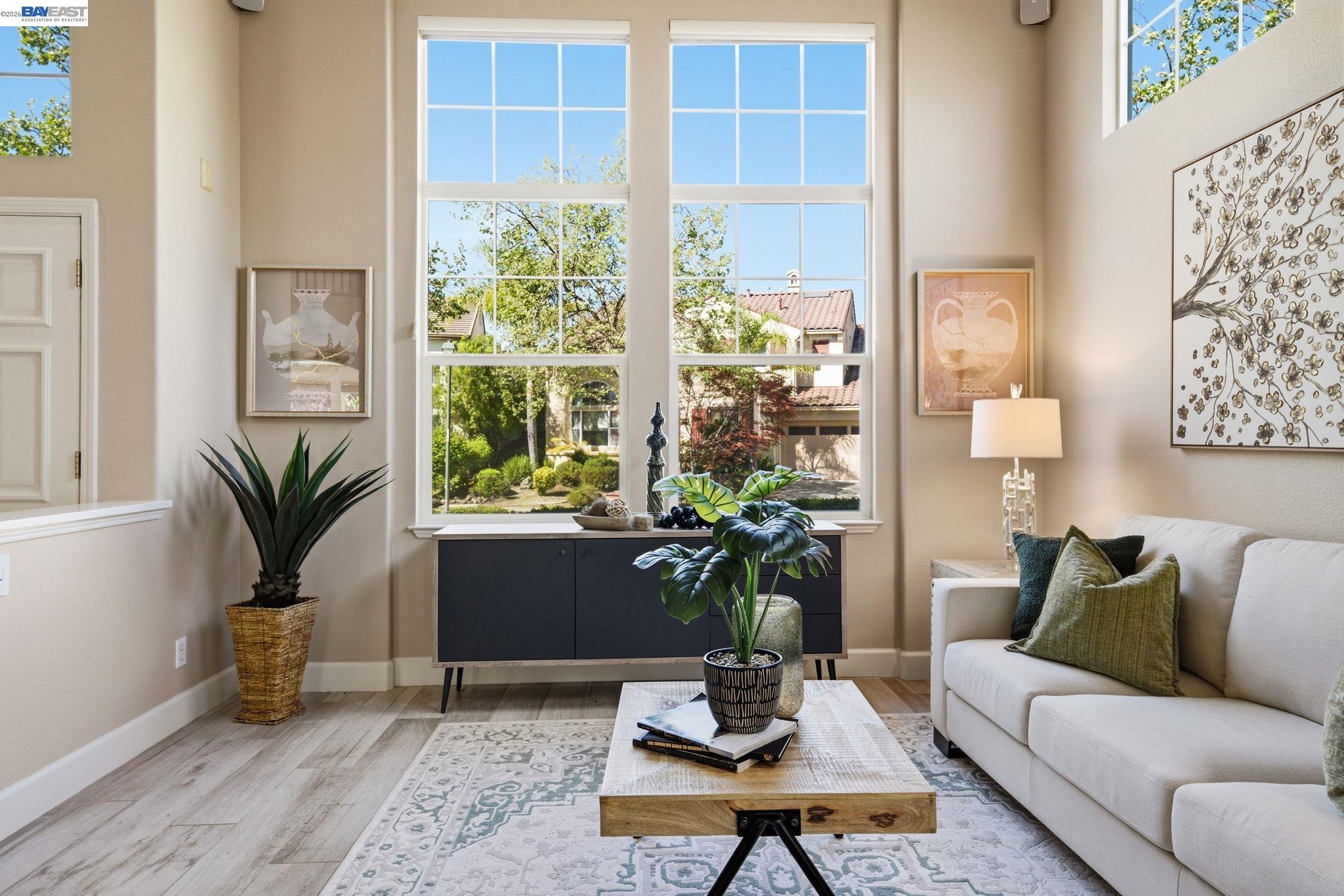 Detail Gallery Image 6 of 60 For 6031 Hedgecrest Cir, San Ramon,  CA 94582 - 4 Beds | 3 Baths