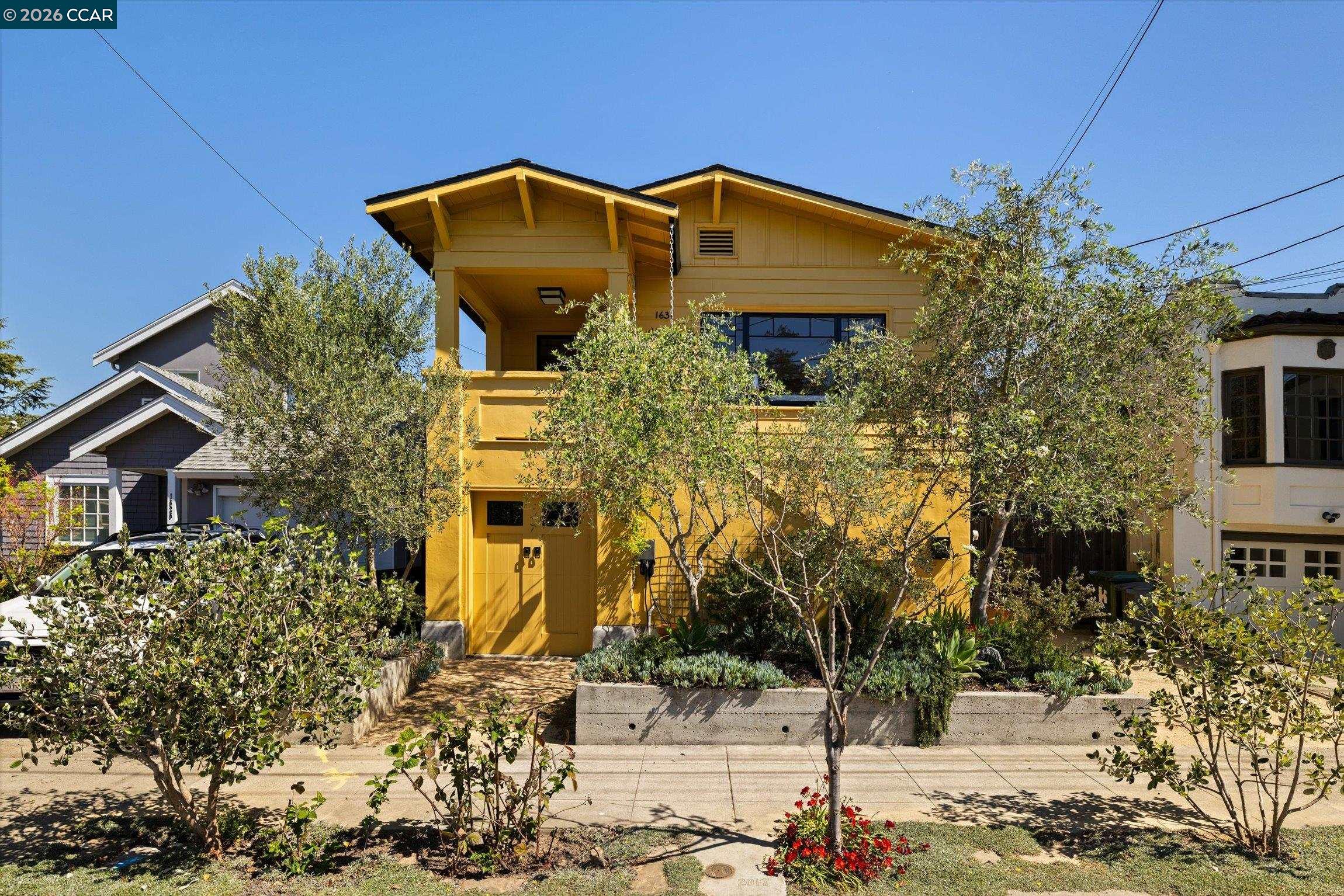 Front Image Thumbnail for CC41128334