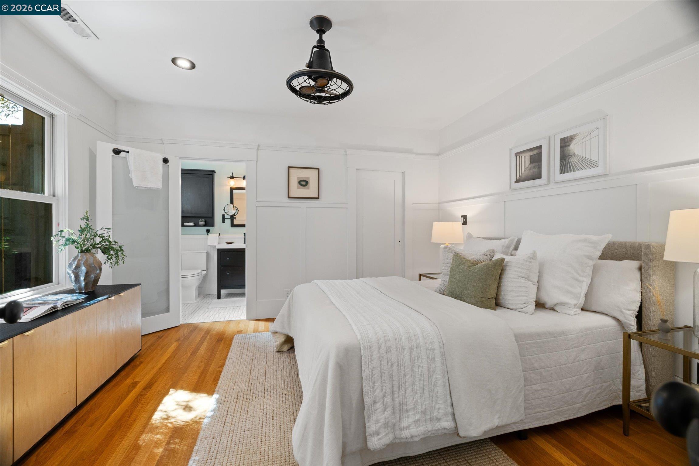 Detail Gallery Image 10 of 24 For 1631 Belvedere Avenue, Berkeley,  CA 94702-1324 - 3 Beds | 2/1 Baths