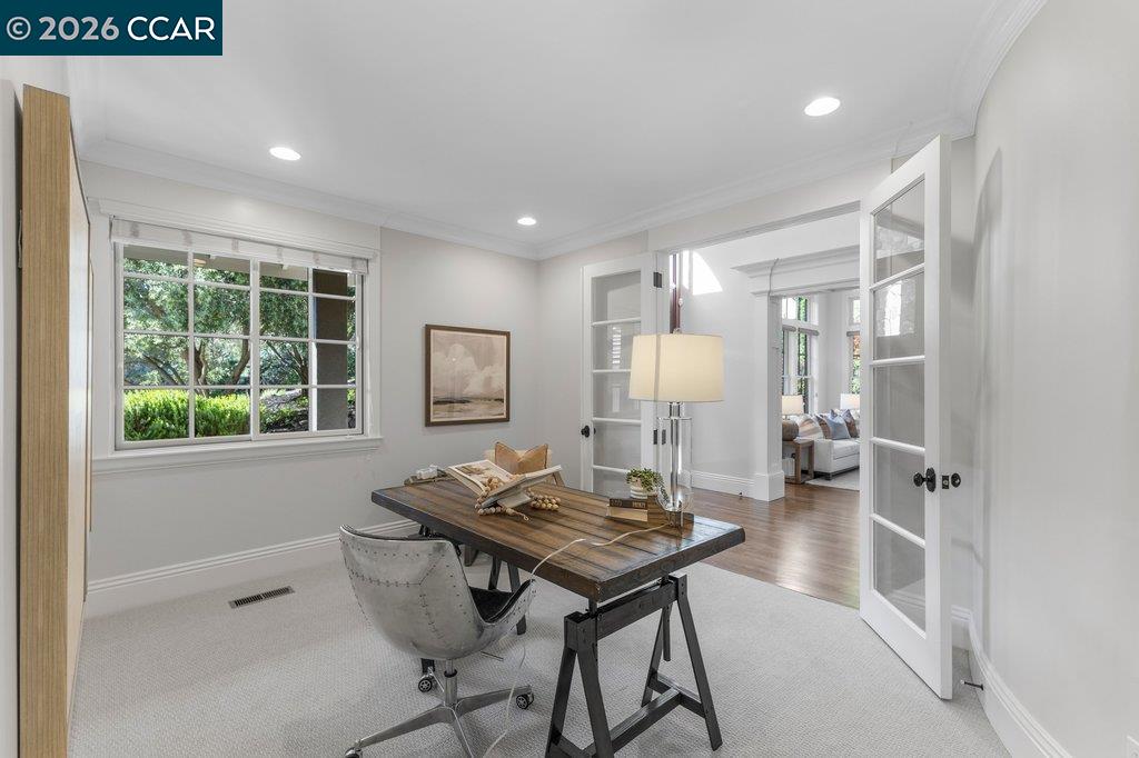 Detail Gallery Image 24 of 60 For 60 Terra Teresa, Lafayette,  CA 94549 - 5 Beds | 5/1 Baths