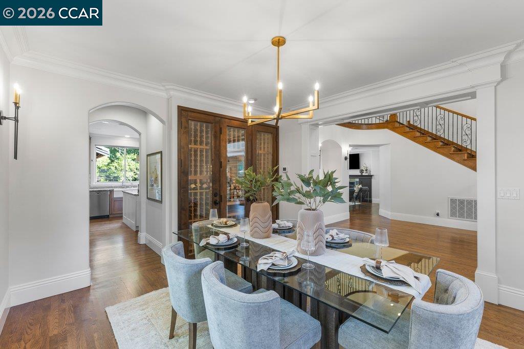 Detail Gallery Image 8 of 60 For 60 Terra Teresa, Lafayette,  CA 94549 - 5 Beds | 5/1 Baths