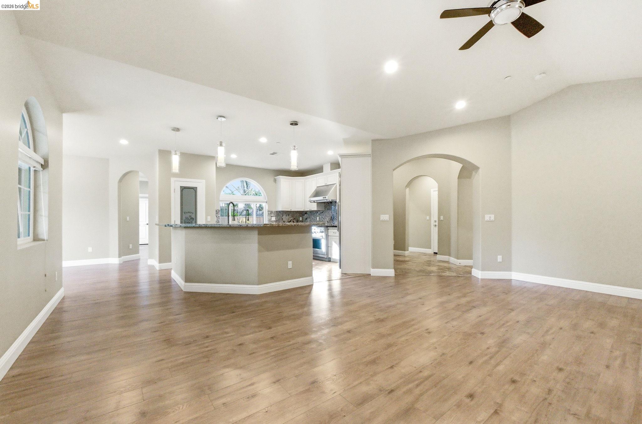 Detail Gallery Image 11 of 59 For 1747 1st Ave, Walnut Creek,  CA 94597 - 4 Beds | 3/1 Baths