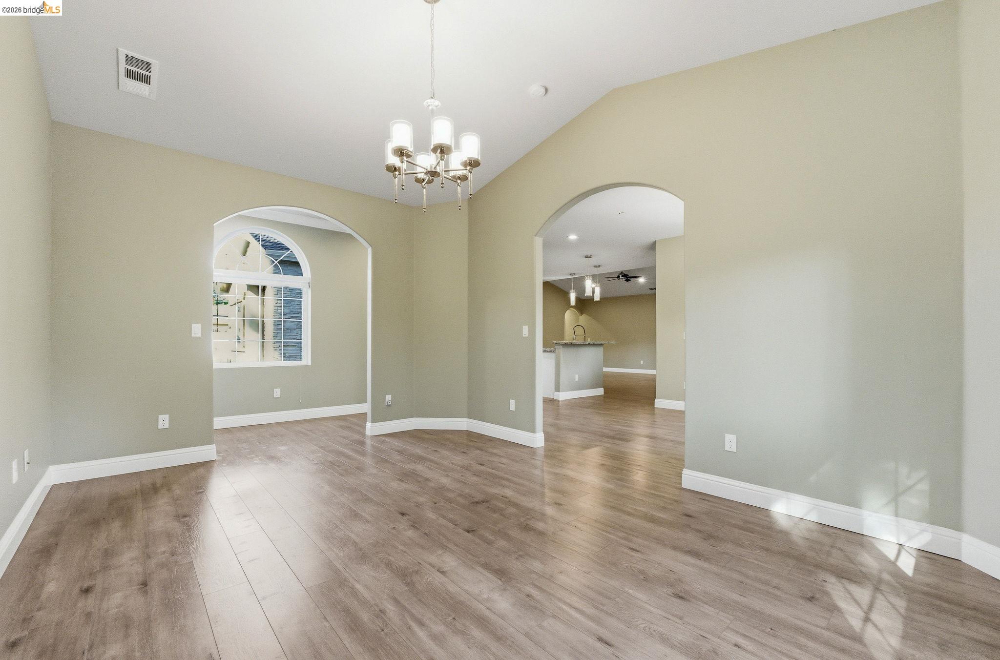 Detail Gallery Image 20 of 59 For 1747 1st Ave, Walnut Creek,  CA 94597 - 4 Beds | 3/1 Baths