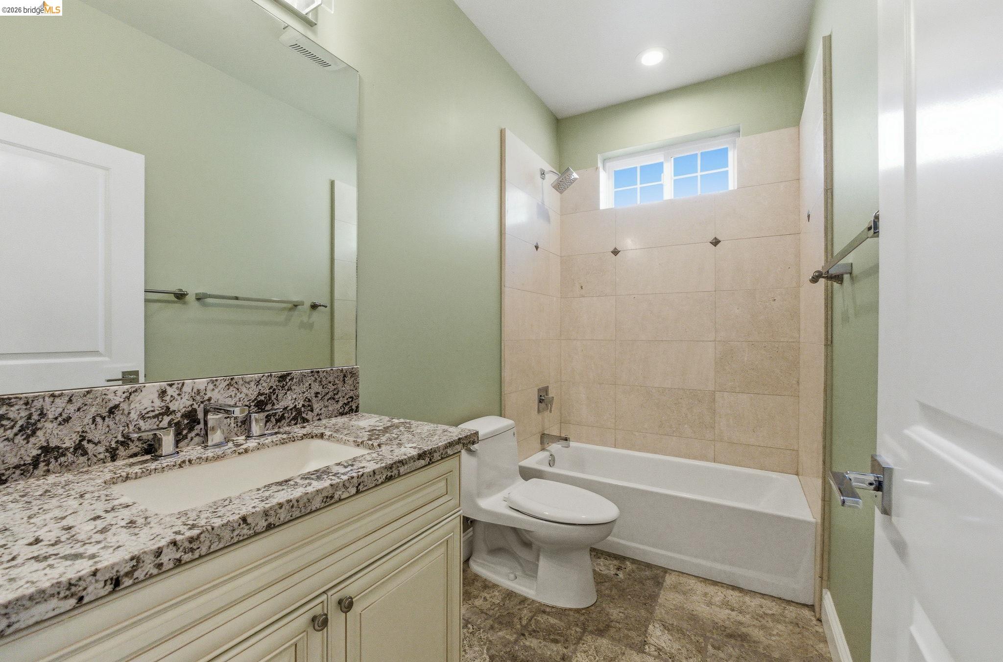 Detail Gallery Image 32 of 59 For 1747 1st Ave, Walnut Creek,  CA 94597 - 4 Beds | 3/1 Baths