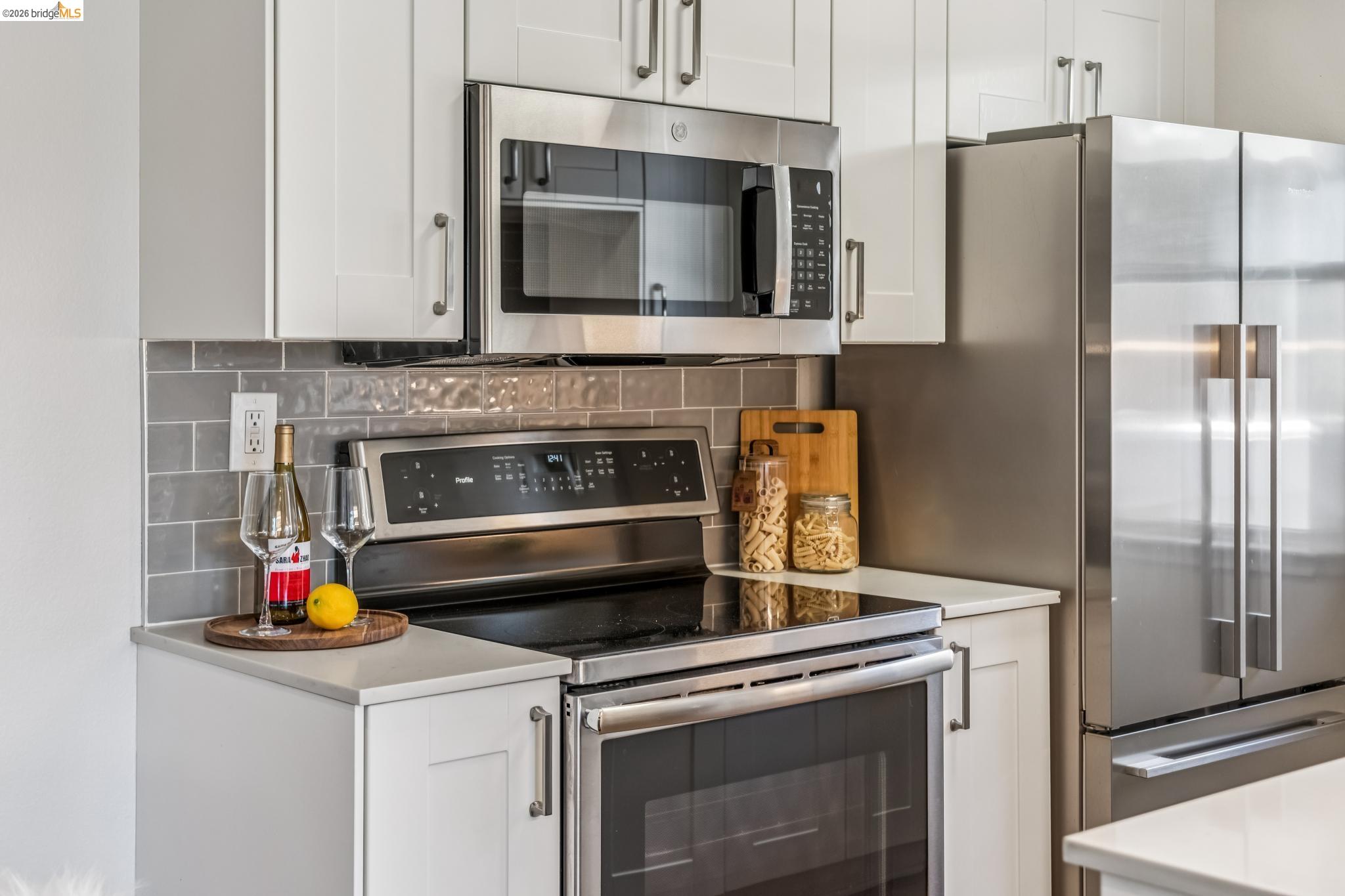 Detail Gallery Image 13 of 59 For 24 Bayside Ct, Richmond,  CA 94804 - 1 Beds | 1 Baths