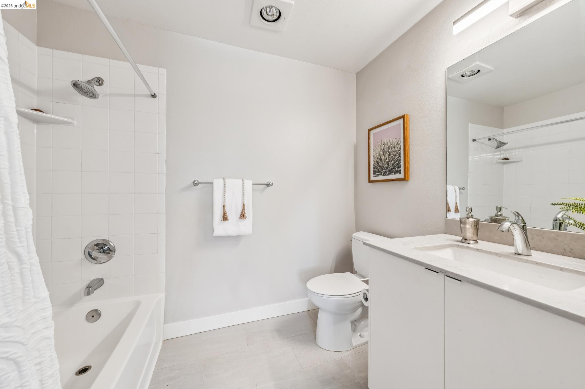 Detail Gallery Image 24 of 59 For 24 Bayside Ct, Richmond,  CA 94804 - 1 Beds | 1 Baths