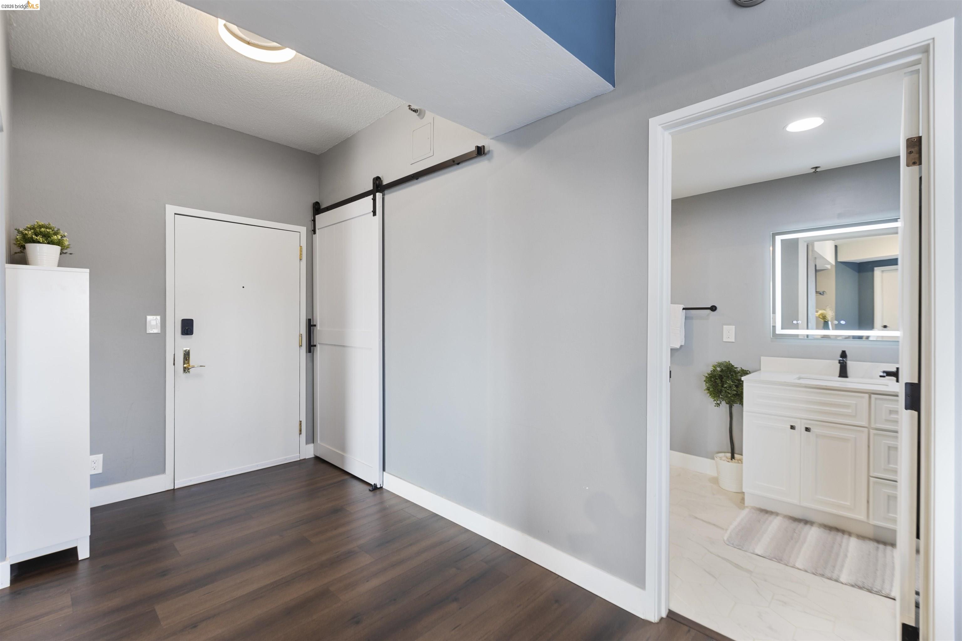 Photo #17: 41128342 Listing: Photo #17