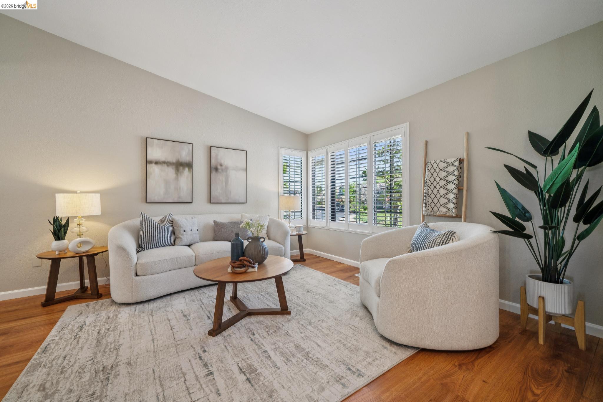 Detail Gallery Image 5 of 51 For 211 Meadowlark Way, Hercules,  CA 94547 - 3 Beds | 2 Baths