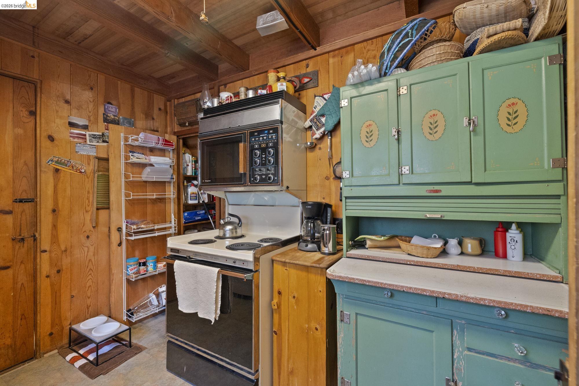 Detail Gallery Image 12 of 21 For 229 Sugarpine, Pinecrest,  CA 95364 - 2 Beds | 1 Baths