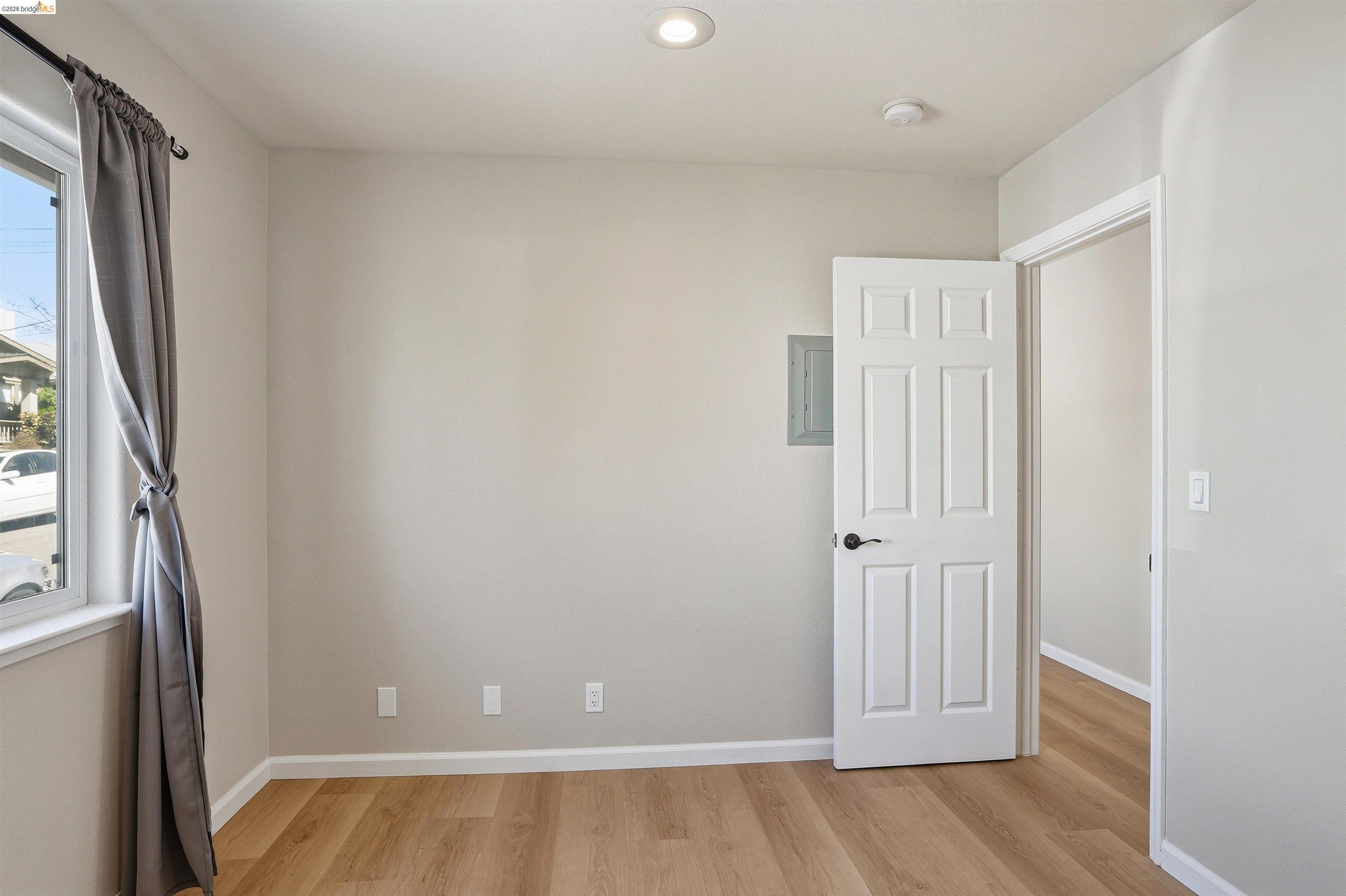 Detail Gallery Image 17 of 44 For 3012 Minna Ave, Oakland,  CA 94619 - – Beds | – Baths