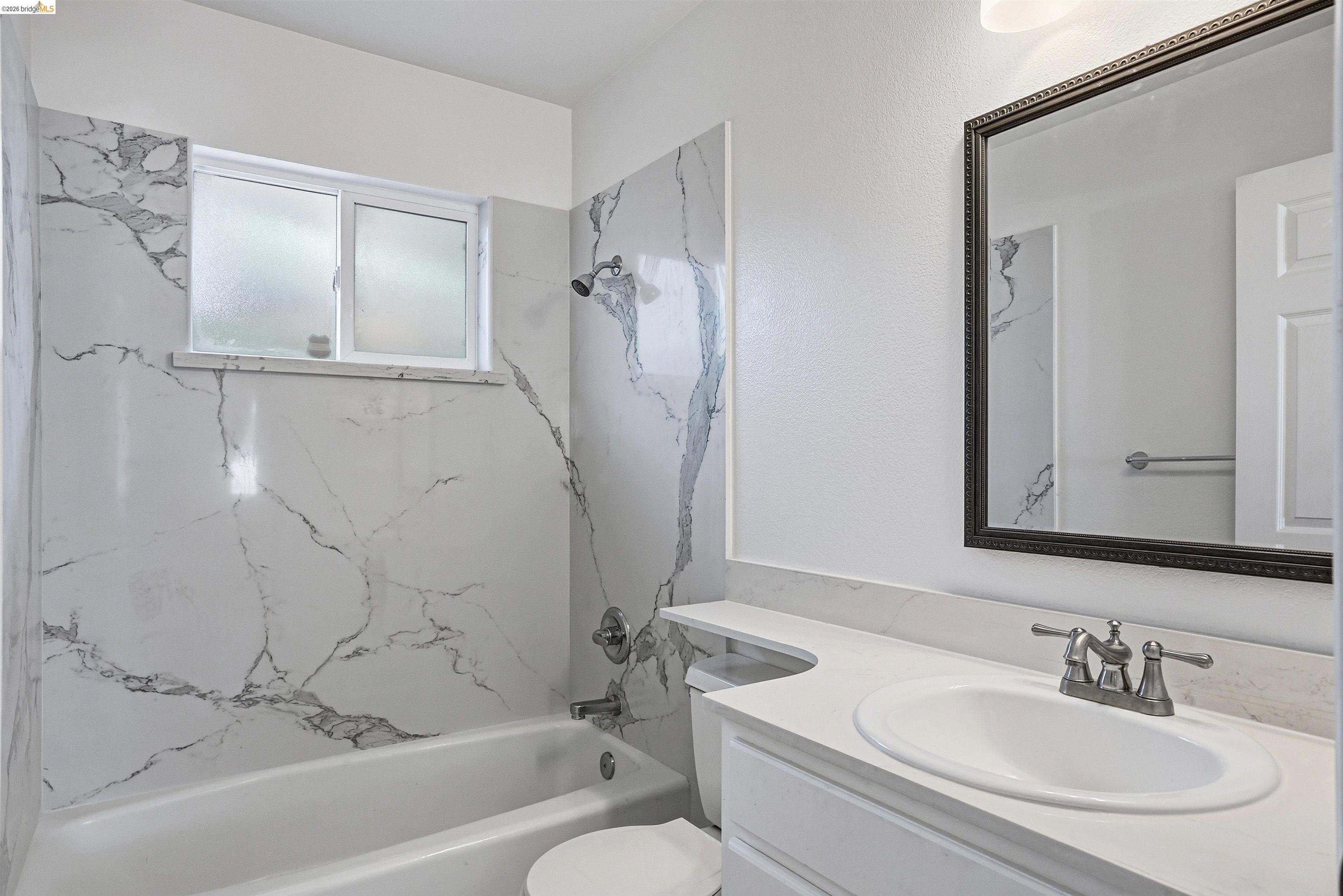 Detail Gallery Image 18 of 44 For 3012 Minna Ave, Oakland,  CA 94619 - – Beds | – Baths