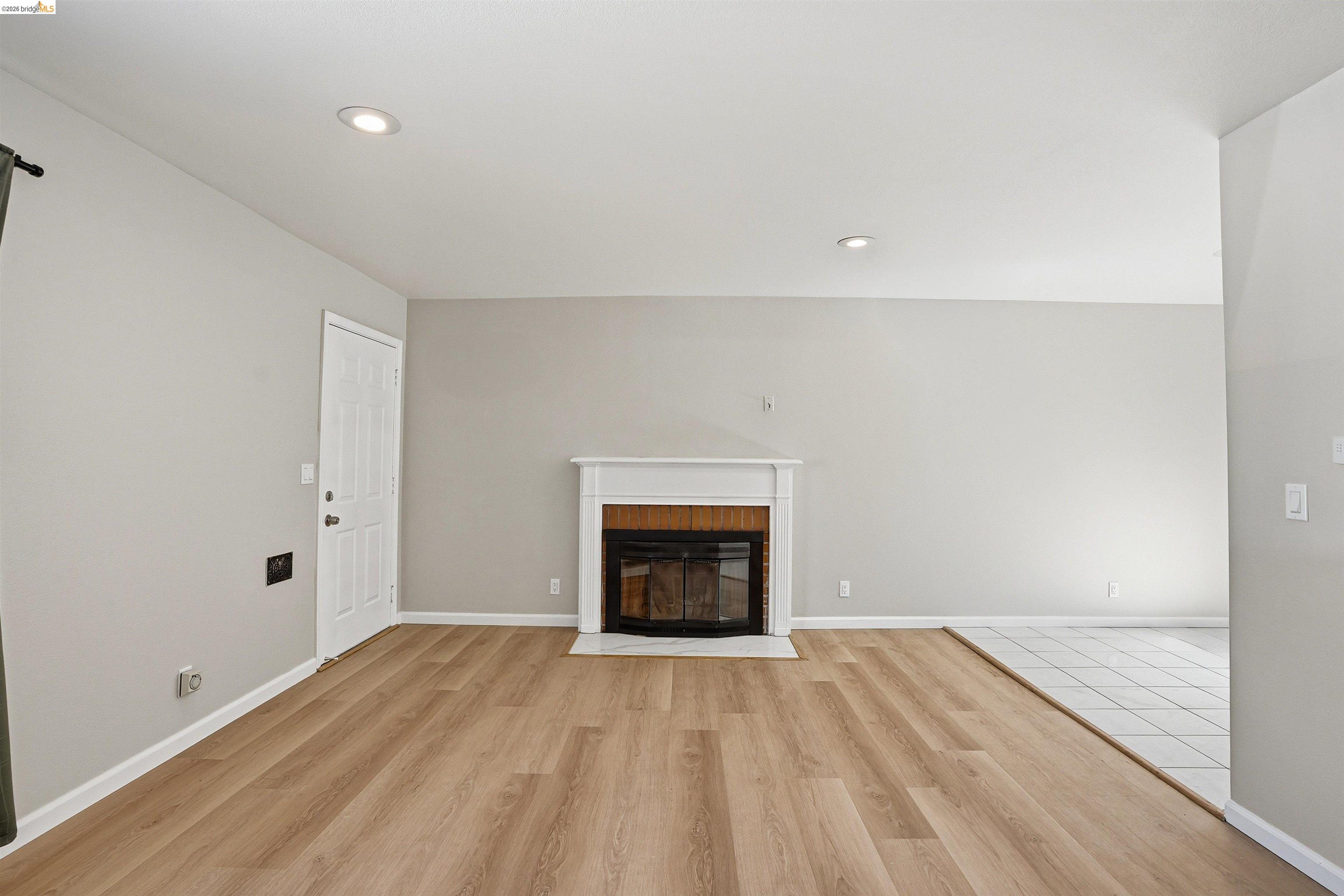 Detail Gallery Image 7 of 44 For 3012 Minna Ave, Oakland,  CA 94619 - – Beds | – Baths