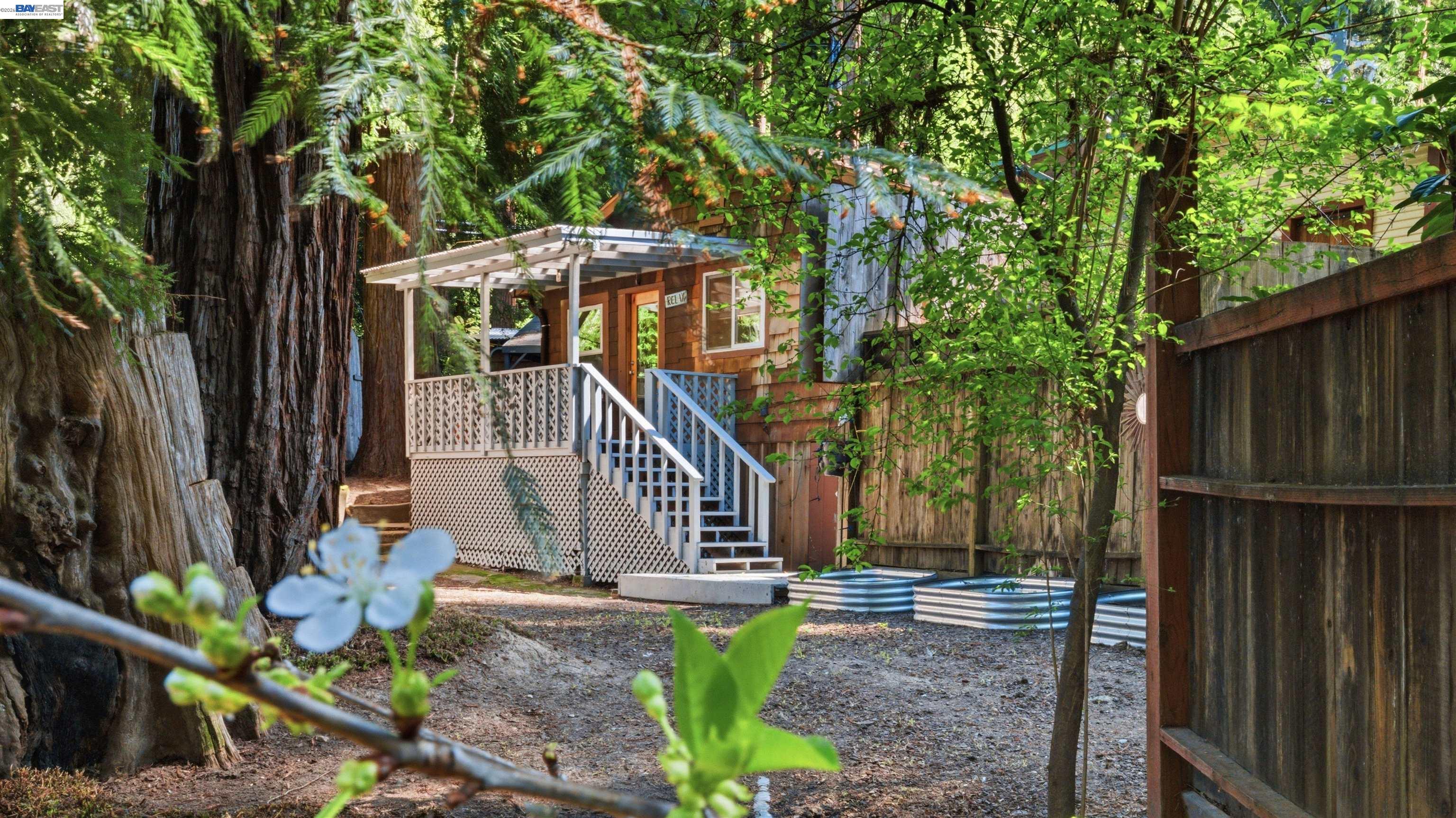 Detail Gallery Image 25 of 57 For 15765 Kings Creek Rd, Boulder Creek,  CA 95006 - 2 Beds | 1 Baths