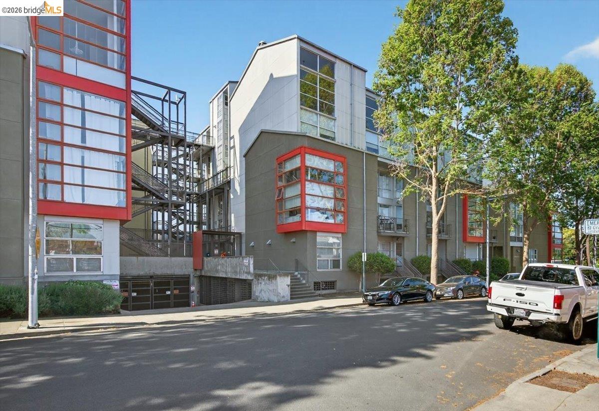 Front Image Thumbnail for EB41128348