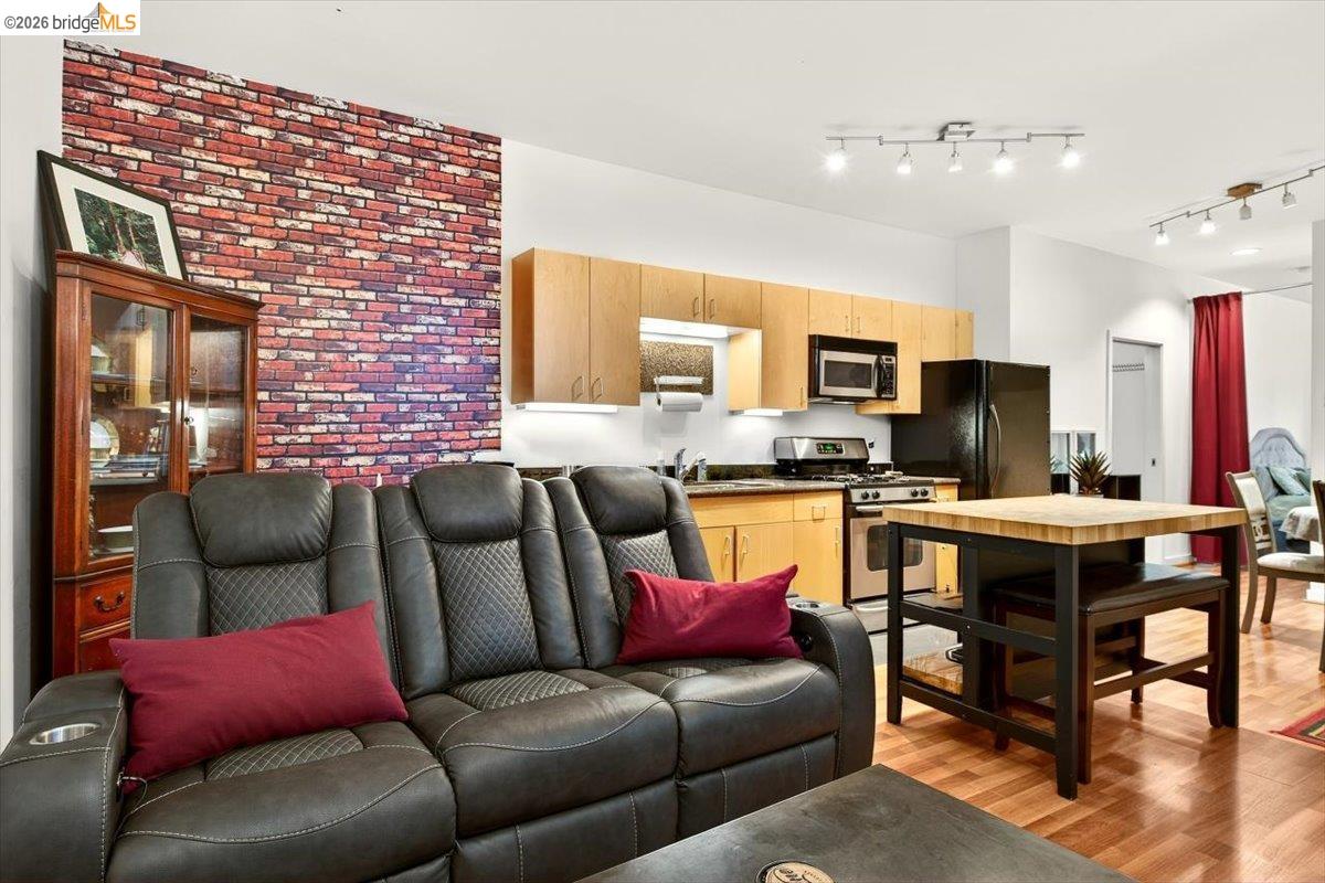 Photo #12: 41128348 Listing: Photo #12