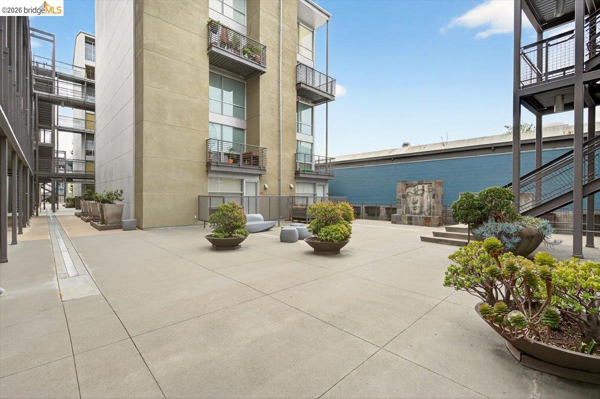 Photo #33: 41128348 Listing: Photo #33