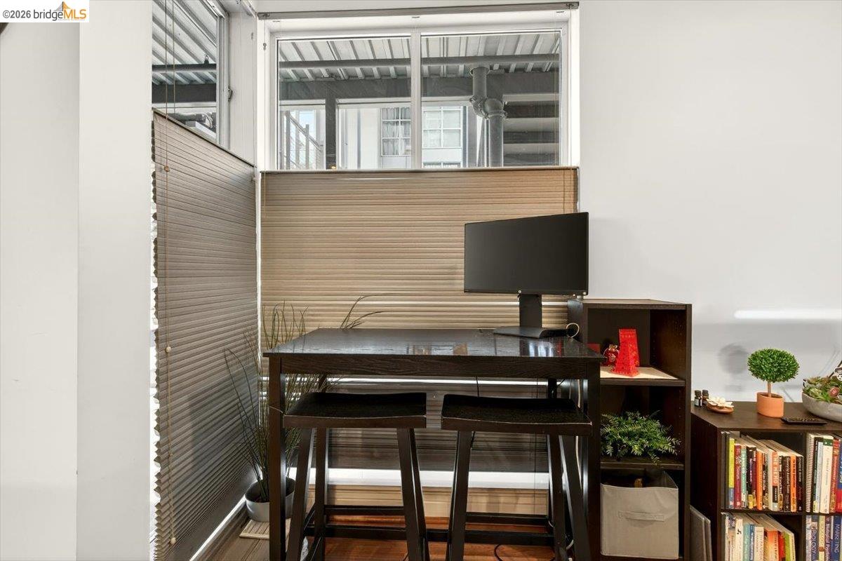 Photo #8: 41128348 Listing: Photo #8