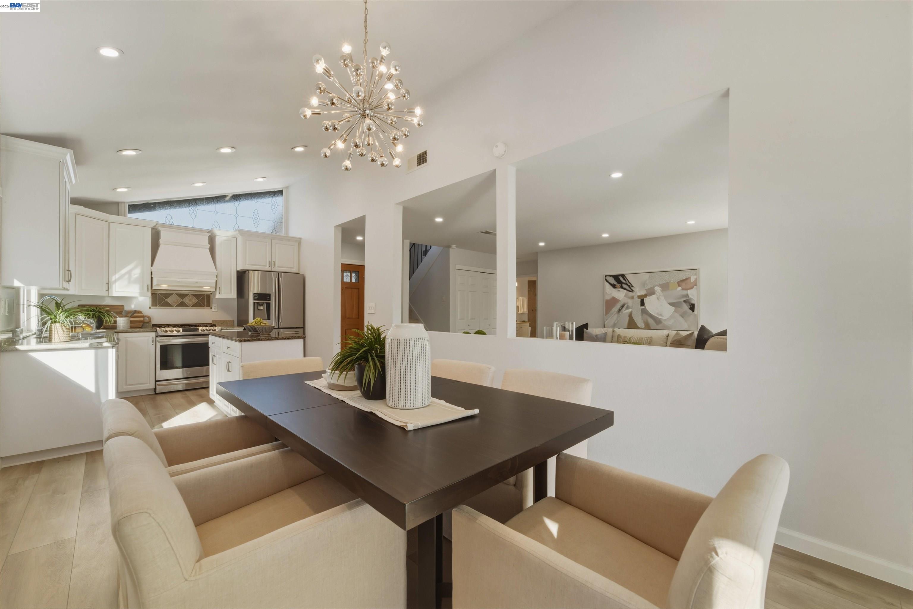 Detail Gallery Image 8 of 31 For 32471 Lake Ree St, Fremont,  CA 94555 - 4 Beds | 2 Baths